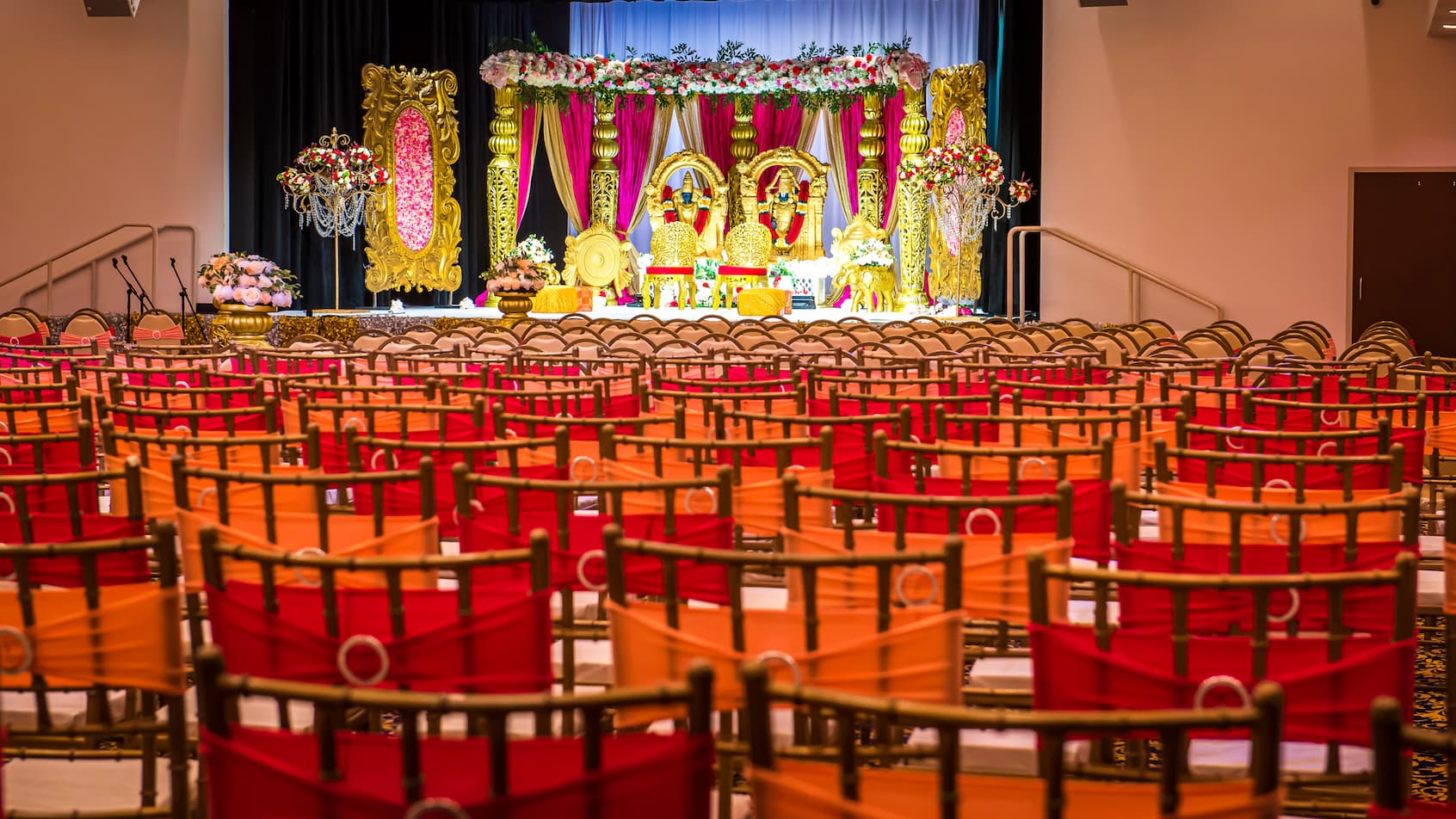 🌺 Radha Krishna Temple – The Hidden Gem Among Dallas Wedding Venues Where Culture Blends with Luxury and Spiritual Beauty