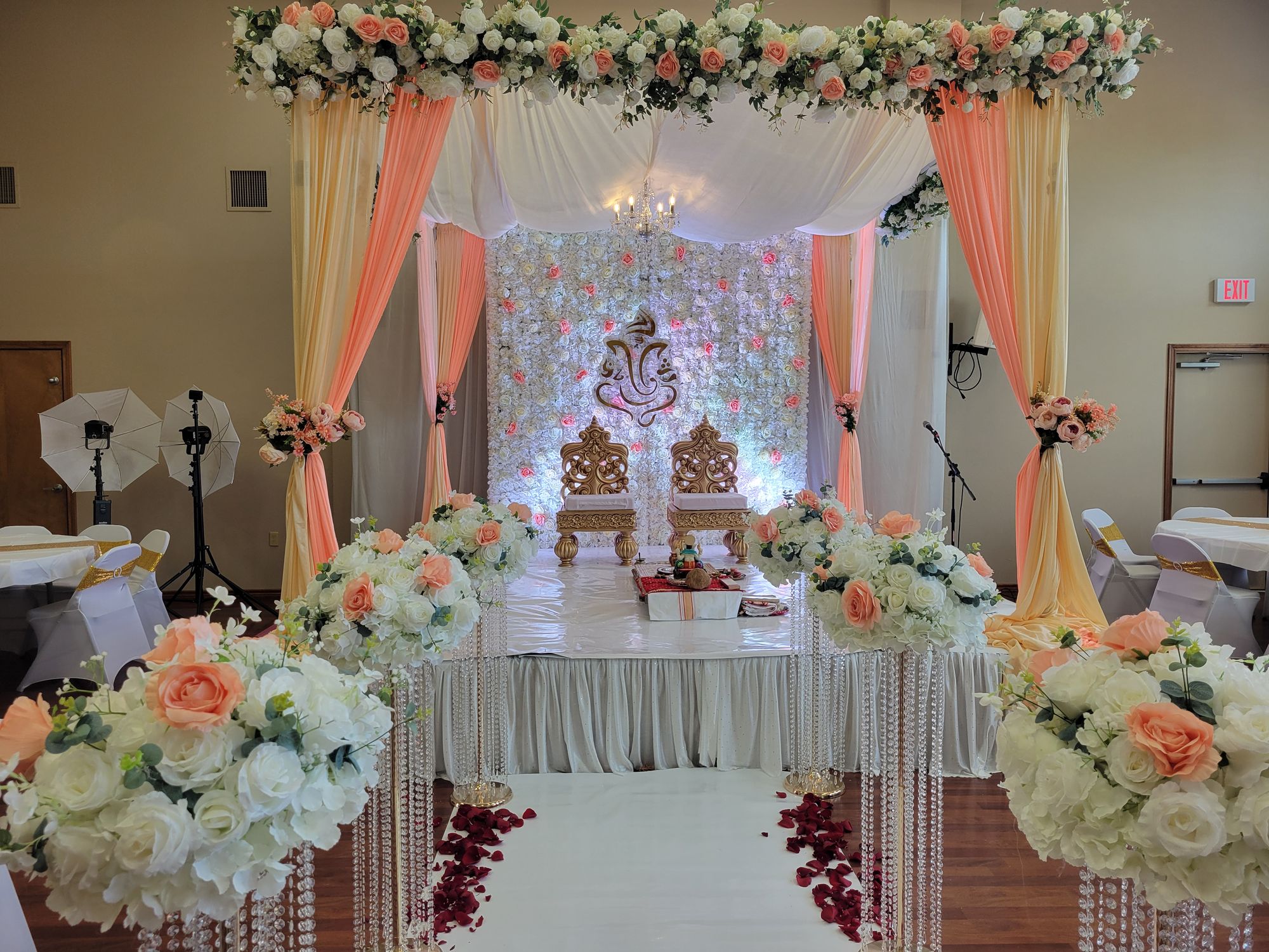 🌺 Radha Krishna Temple – The Hidden Gem Among Dallas Wedding Venues Where Culture Blends with Luxury and Spiritual Beauty