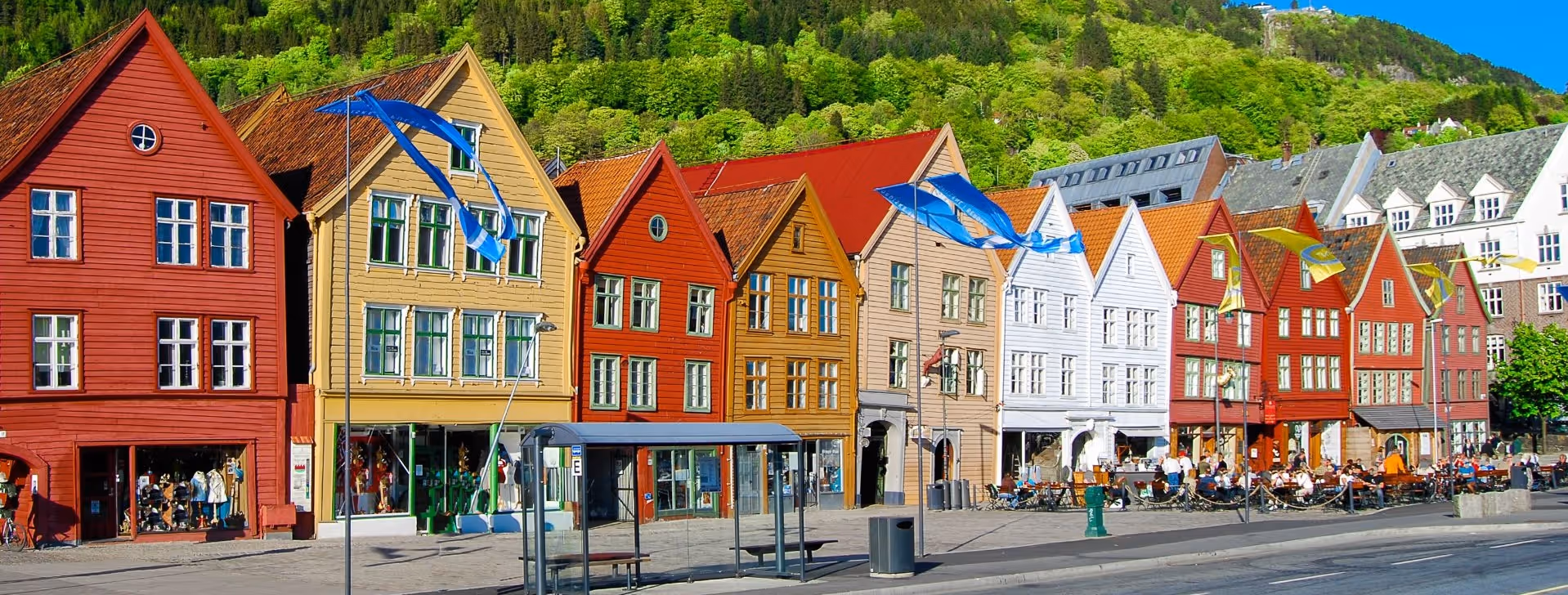 Bildet viser trehusbebyggelsen på bryggen i Bergen