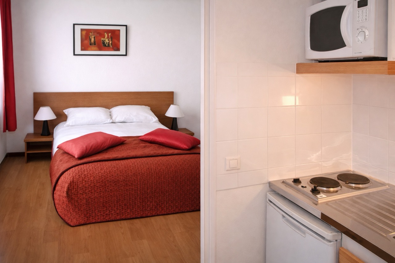 Les Estudines - Bordeaux Yser - studio LMNP SERENITE.jpeg