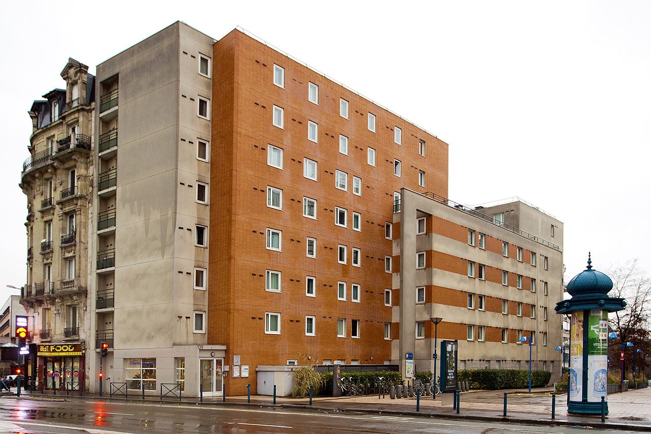 Façade de la résidence Les Estudines Pantin Charles de Gaulle