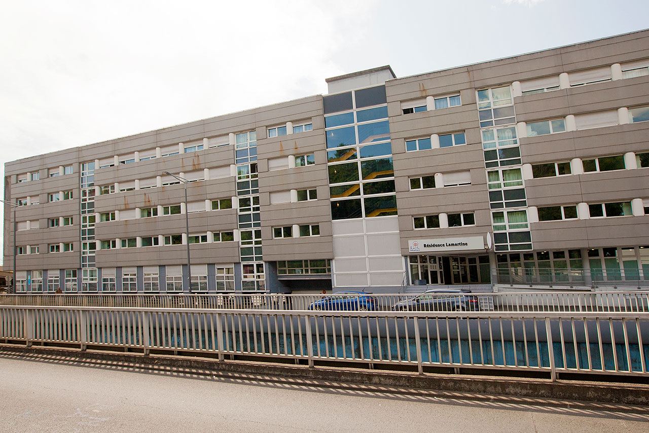 Façade de la résidence Les Estudines Poitiers Lamartine