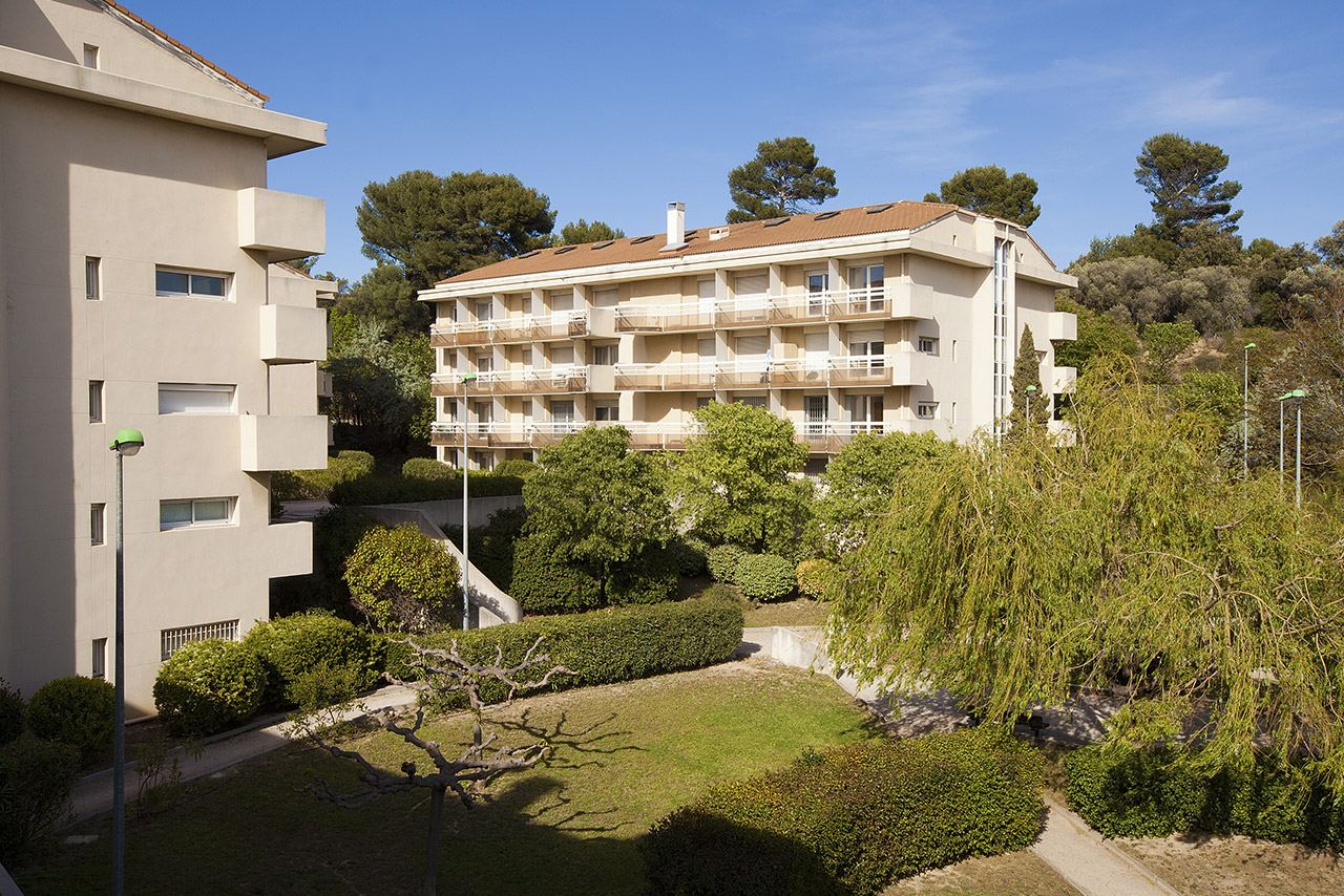 Façade de la résidence Les Estudines Marseille Saint-Jerome