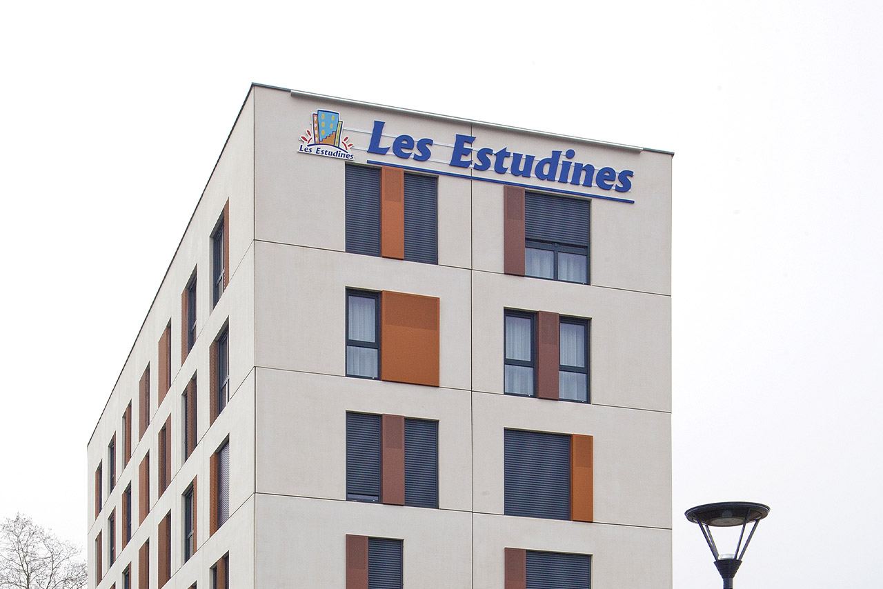 Façade de la résidence Les Estudines Le Petit-Quevilly