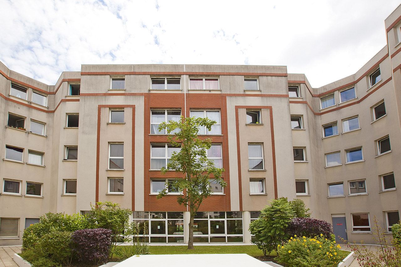 Façade de la résidence Les Estudines Cergy Saint-Christophe