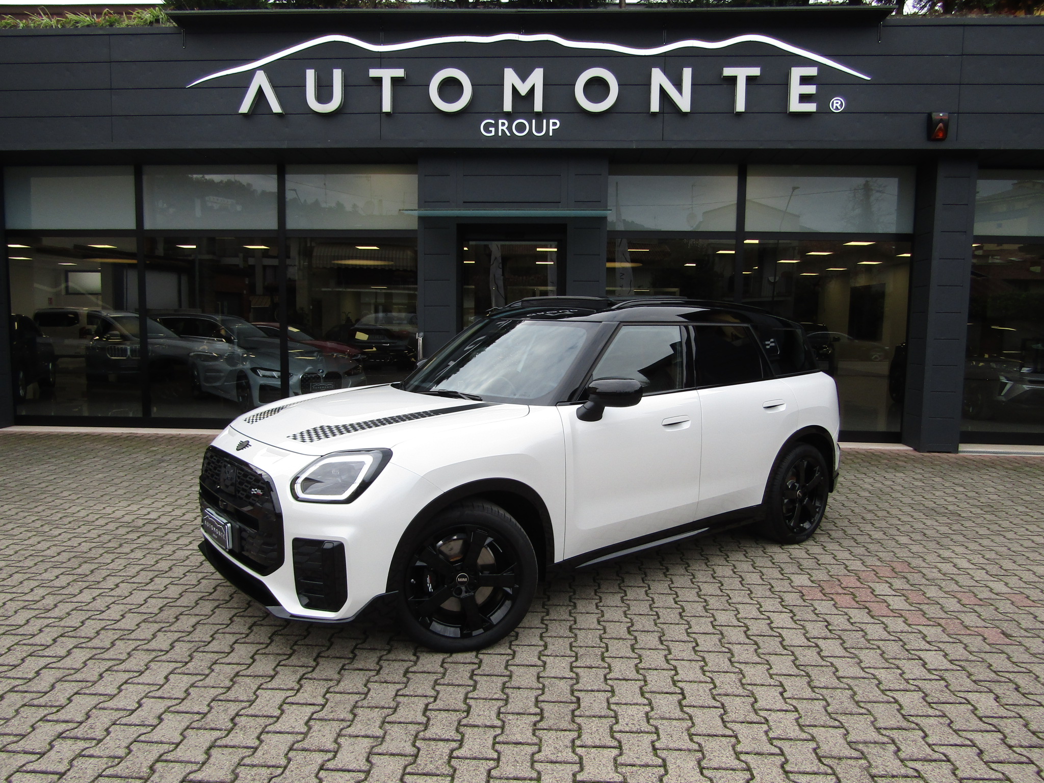 MINI Countryman D 2.0 48v JCW AUTO,CERCHI 19,TETTO,HUD,PACCHETTO XL