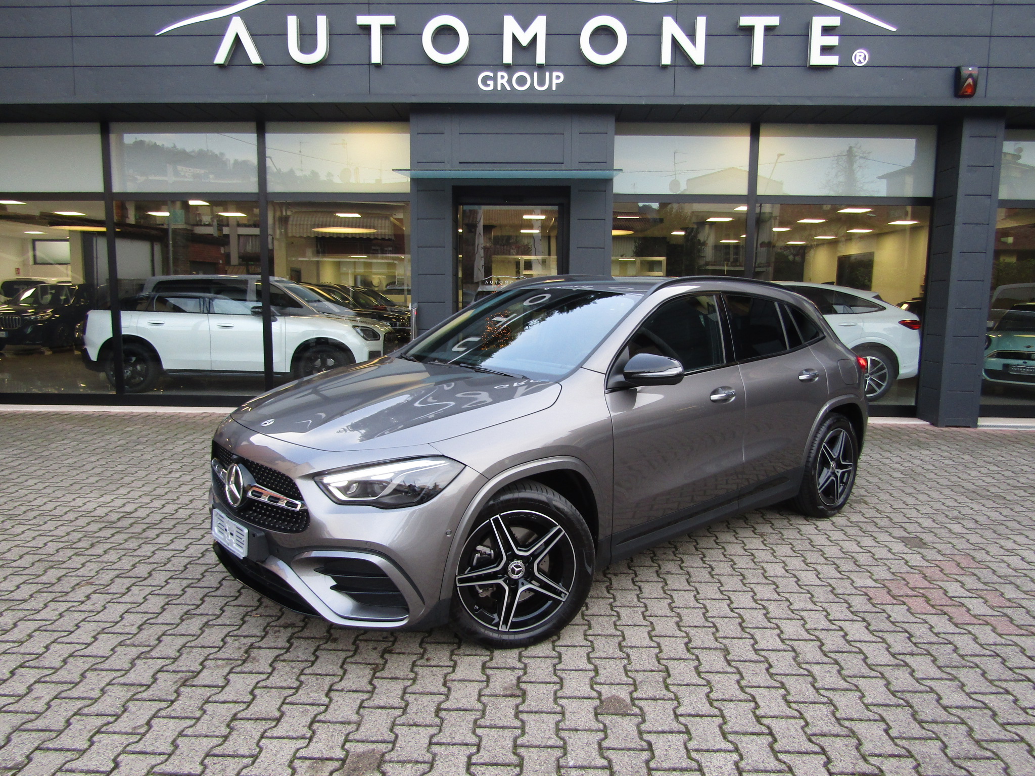 Mercedes-Benz GLA 200 d AMG LINE PREMIUM 4 MATIC,CERCHI 19,LED MULTIBEAM