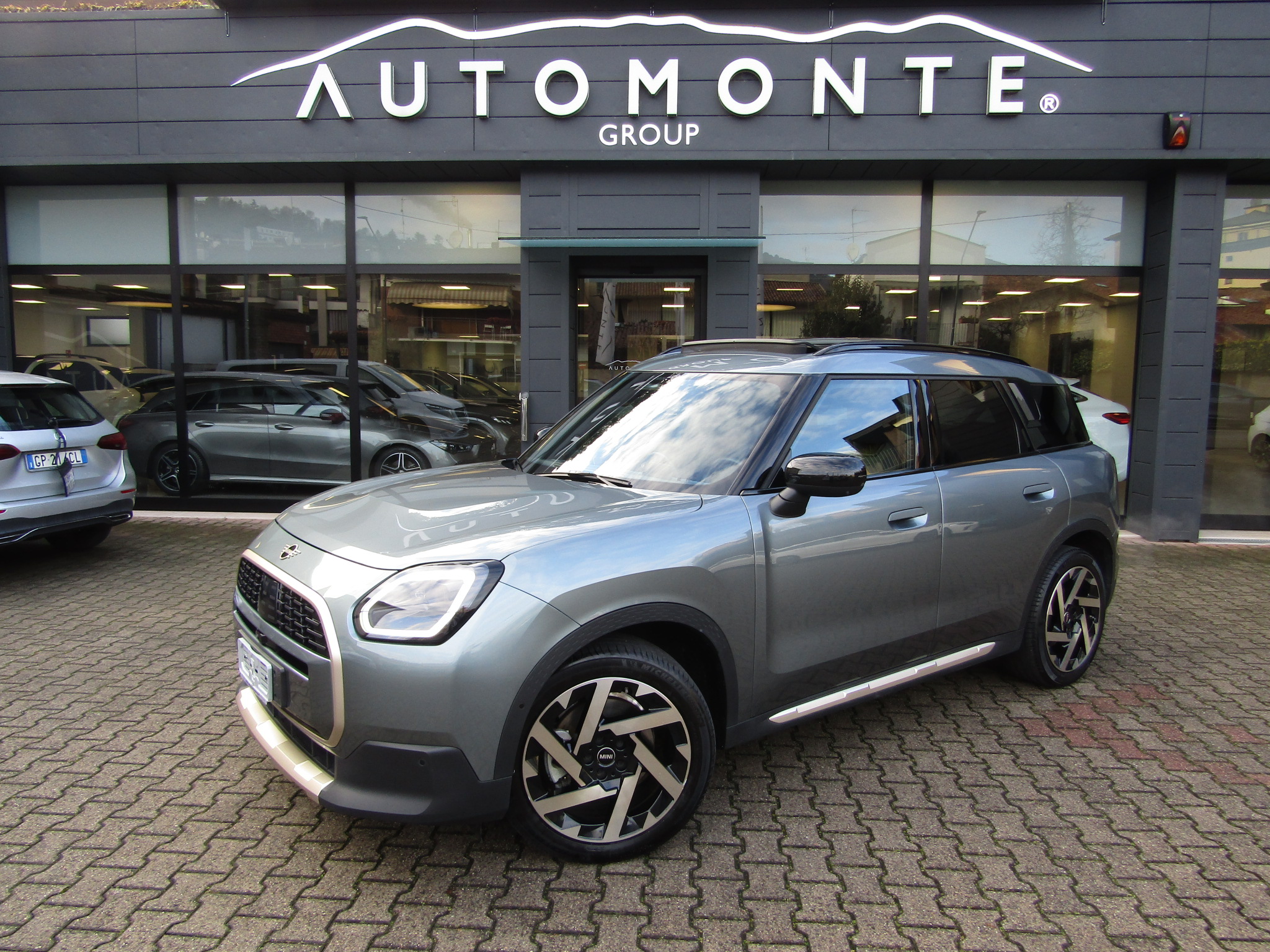 MINI Countryman C 1.5 48V FAVOURED,TETTO,LED,HUD,PELLE,GANCIO TRAINO