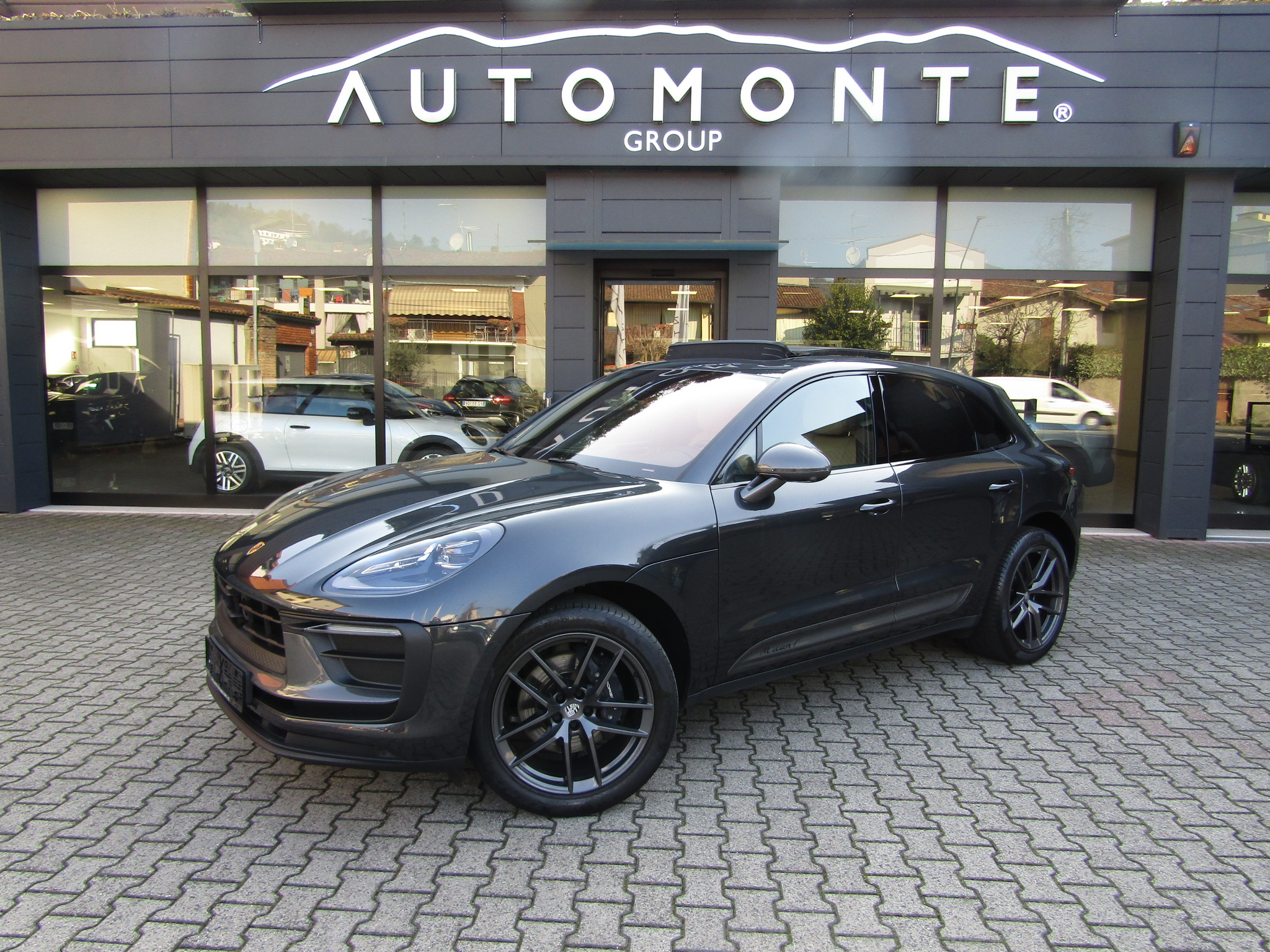 Porsche Macan T 265CV AUTO,CERCHI 20,TETTO,GANCIO,PELLE TOTALE