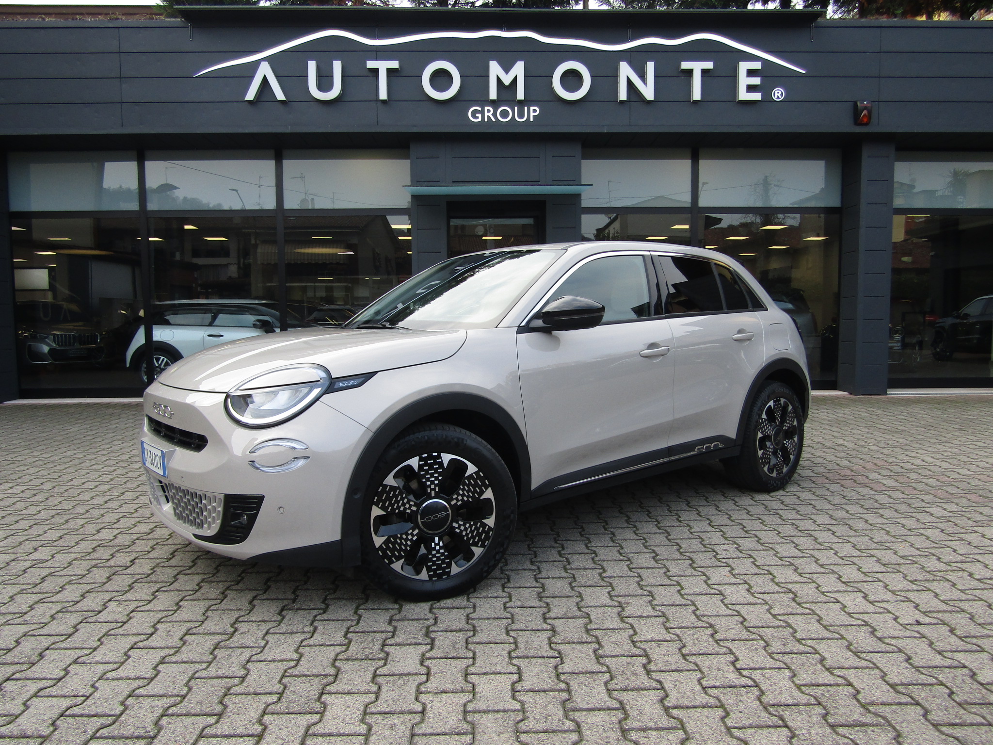 Fiat 600 1.2 HYBRID LA PRIMA 100 CV AUTO,NEOPATENTATI