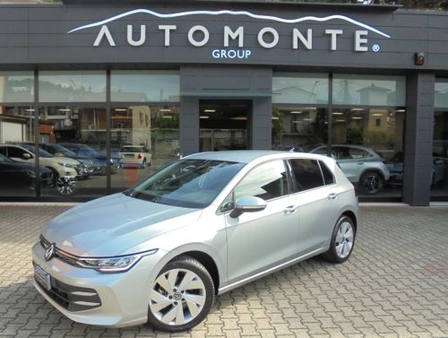 Volkswagen Golf 1.5 TSI 116 CV LIFE CERCHI DA 17'', FARI LED, CARPLAY, LUCI AMBIENTE