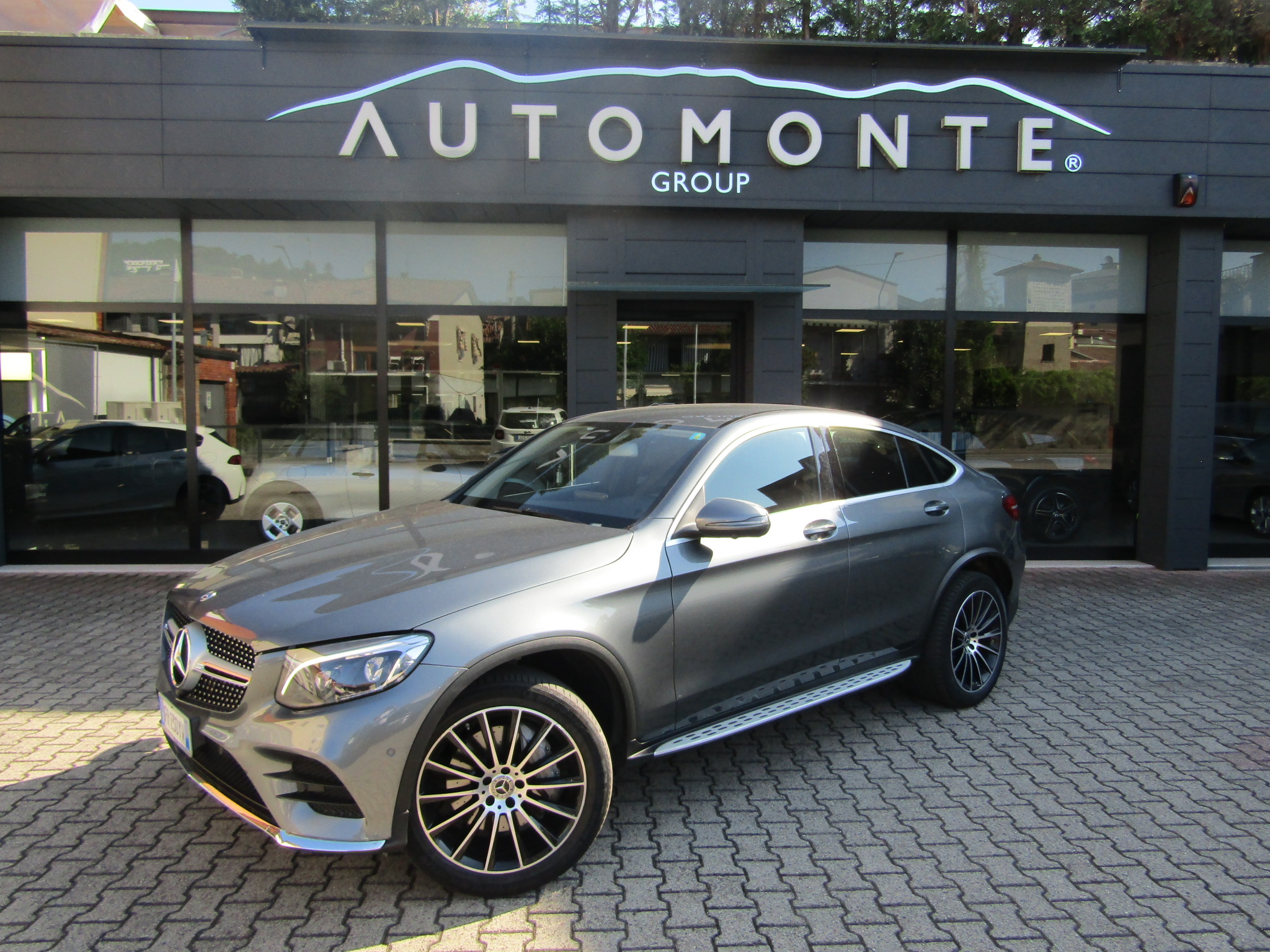 Mercedes-Benz GLC 250 COUPE D AMG LINE PREMIUM 4 MATIC, CAMERA 360 , CERCHI DA 20' , FARI LED