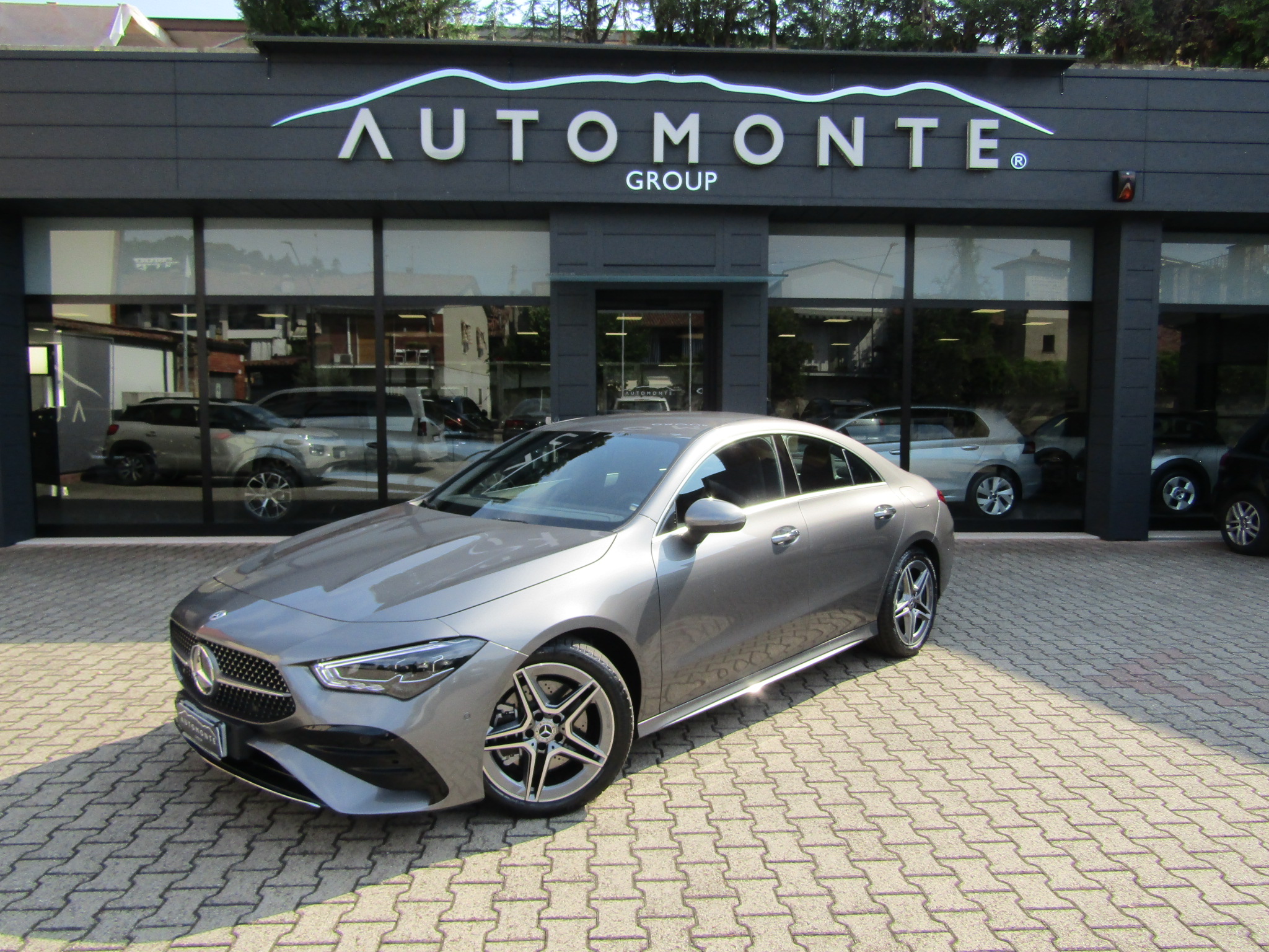 Mercedes-Benz CLA 200 PREMIUM AMG LINE AUTO 163 CV,CERCHI DA 18'',FARI LED, TELECAMERA