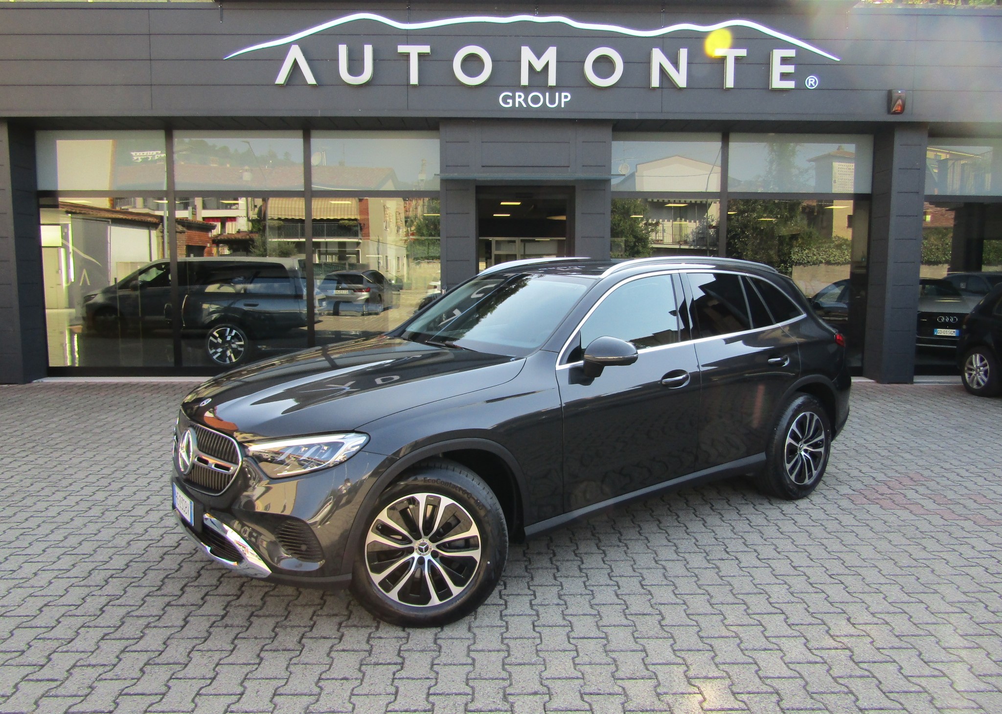 Mercedes-Benz GLC 200 D MHEV 4 MATIC AUTO , LUCI AMBIENTE, SEDILI ELETTRICI, FARI LED