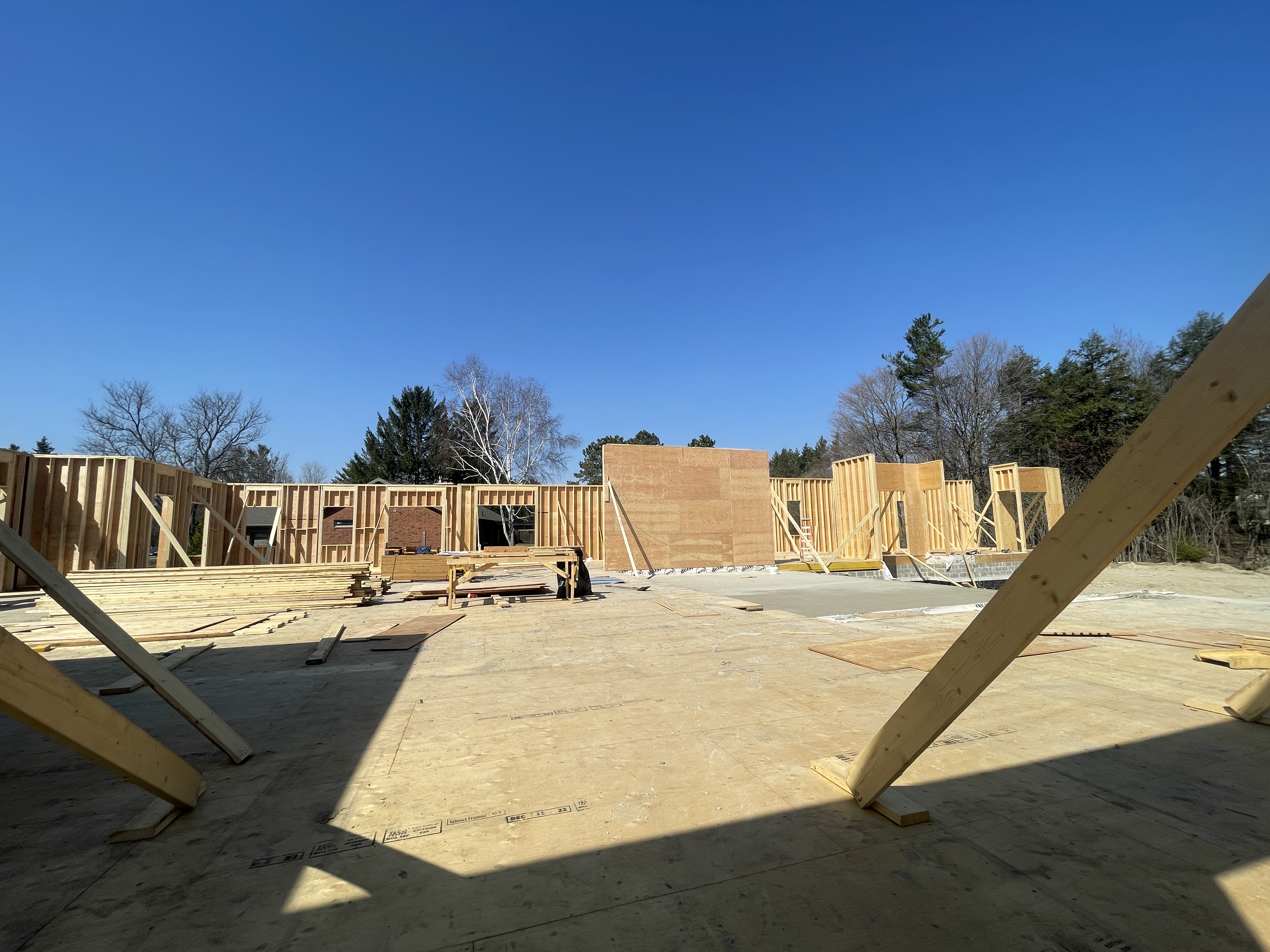 6,000 sq ft custom home framing in progress – bungalow in King City, Ontario