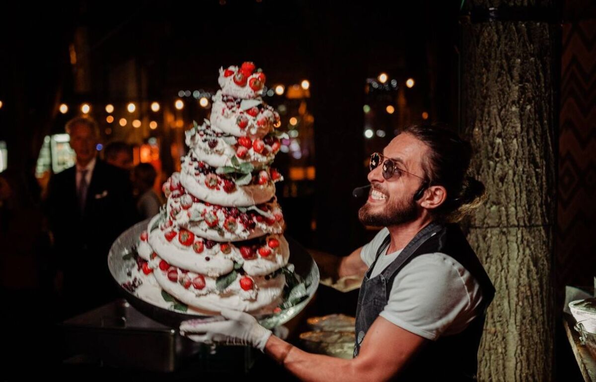 show live pavlova