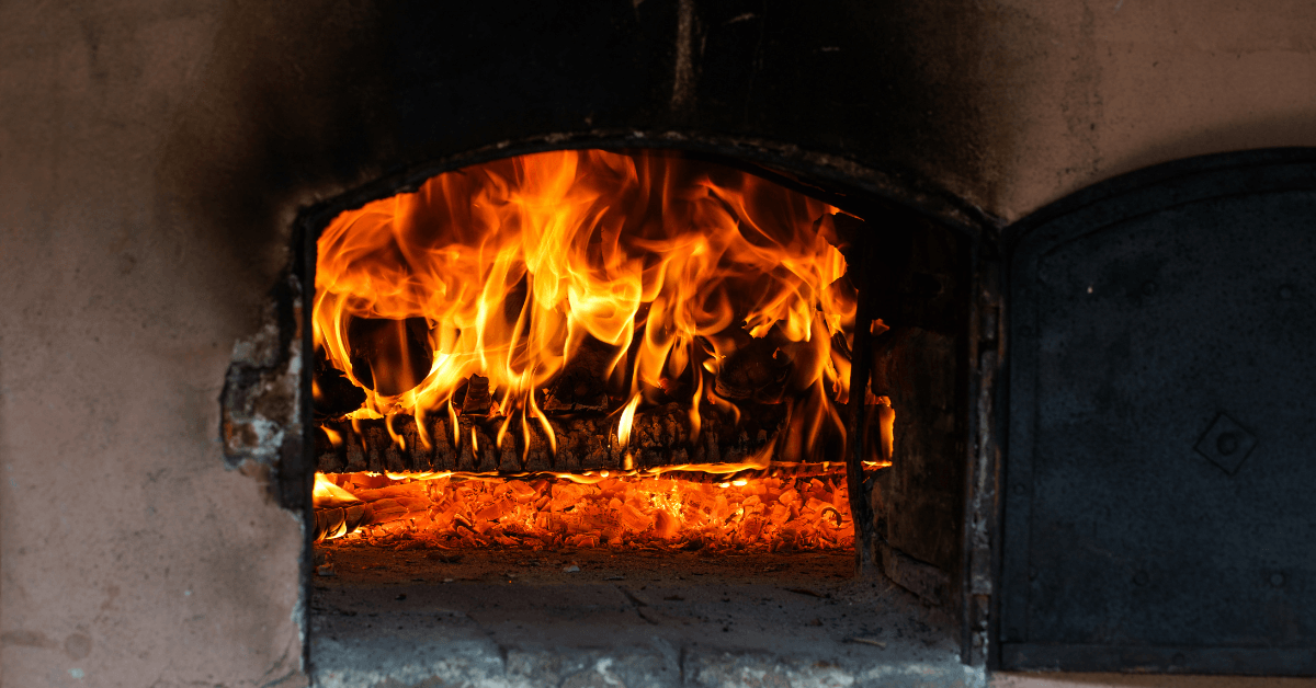flamme four à bois cuisson pizza haute température pizzaiolo