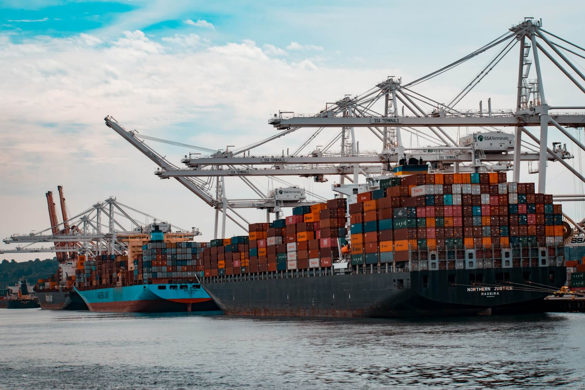 Port-to-Port At Scale: Navigating the Volatility of the Marine Cargo Transportation Industry