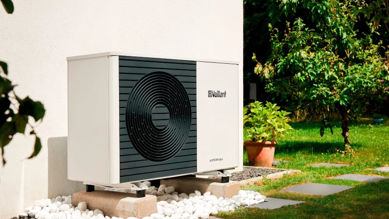 Vaillant Air Source Heat Pump and Solar Package