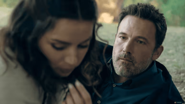 بن أفليك غاضب جدًا من آنا دي أرماس في فيلم "المياه العميقة". هل هو حقاً بهذا العمق؟