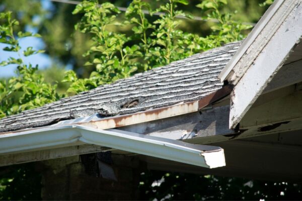 Roofing drip edge falling off roof