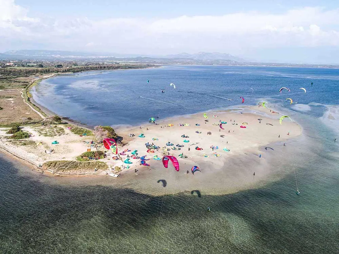 punta trettu kitesurf kite village sardegna