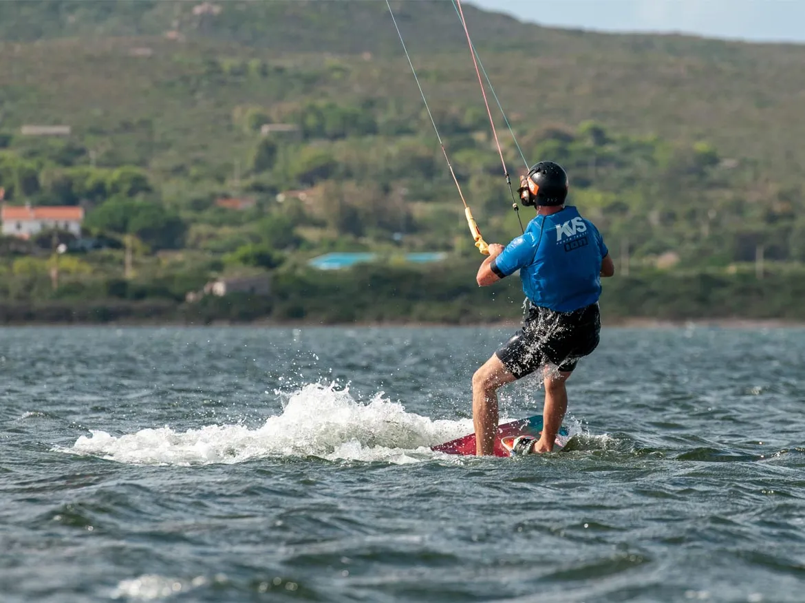 beginner courses for kitesurfers sardinia sardegna kite village