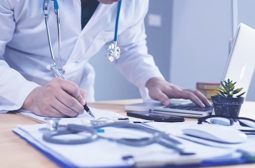 Top 8 Best Electronic Medical Records (EMRs) for Multi-Specialty Practices in 2025