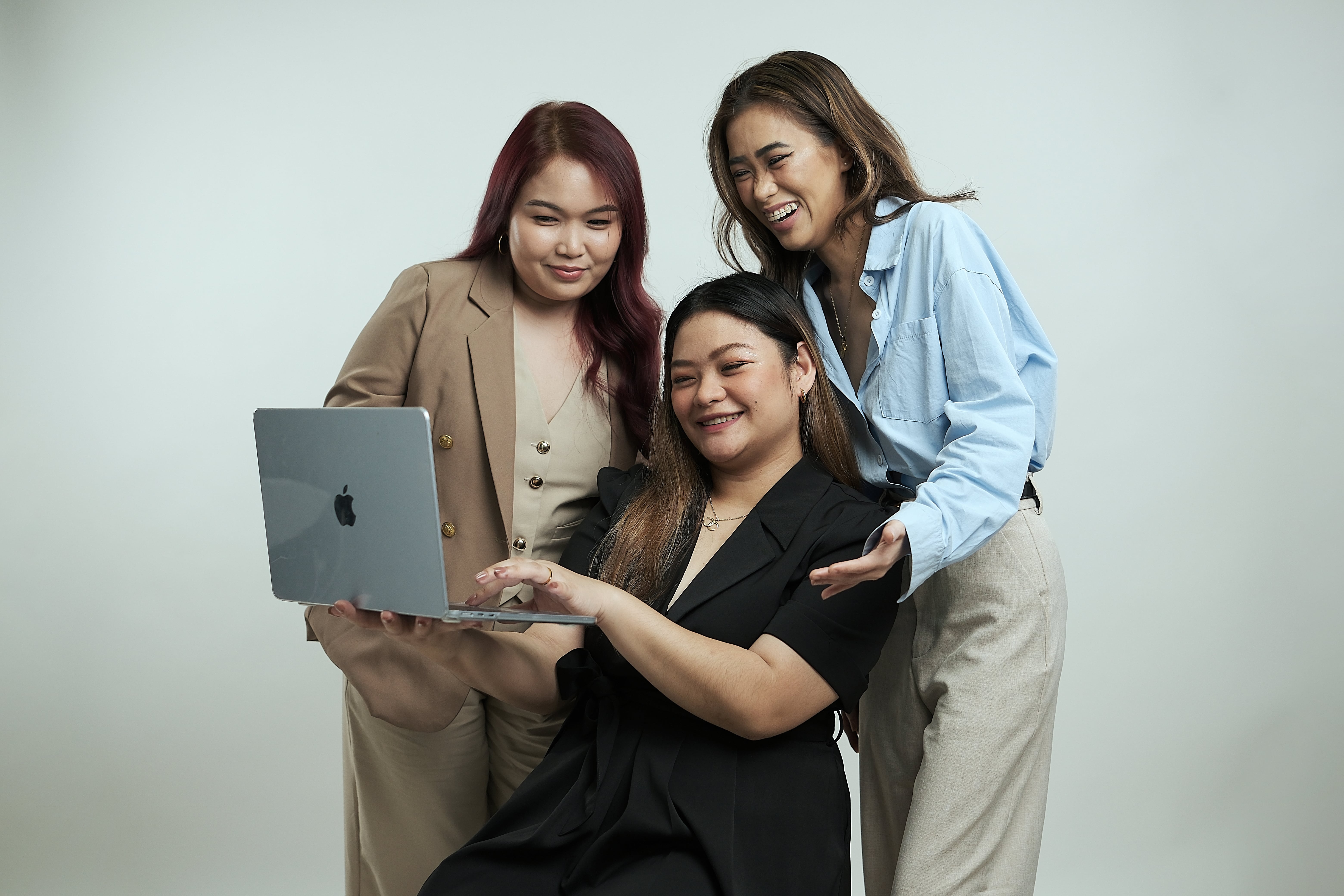 Hire Top Pre-vetted freelancers from the Philippines | RemoteGenies