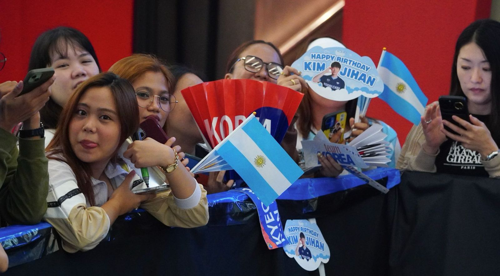 Korean birthday bash at Worlds