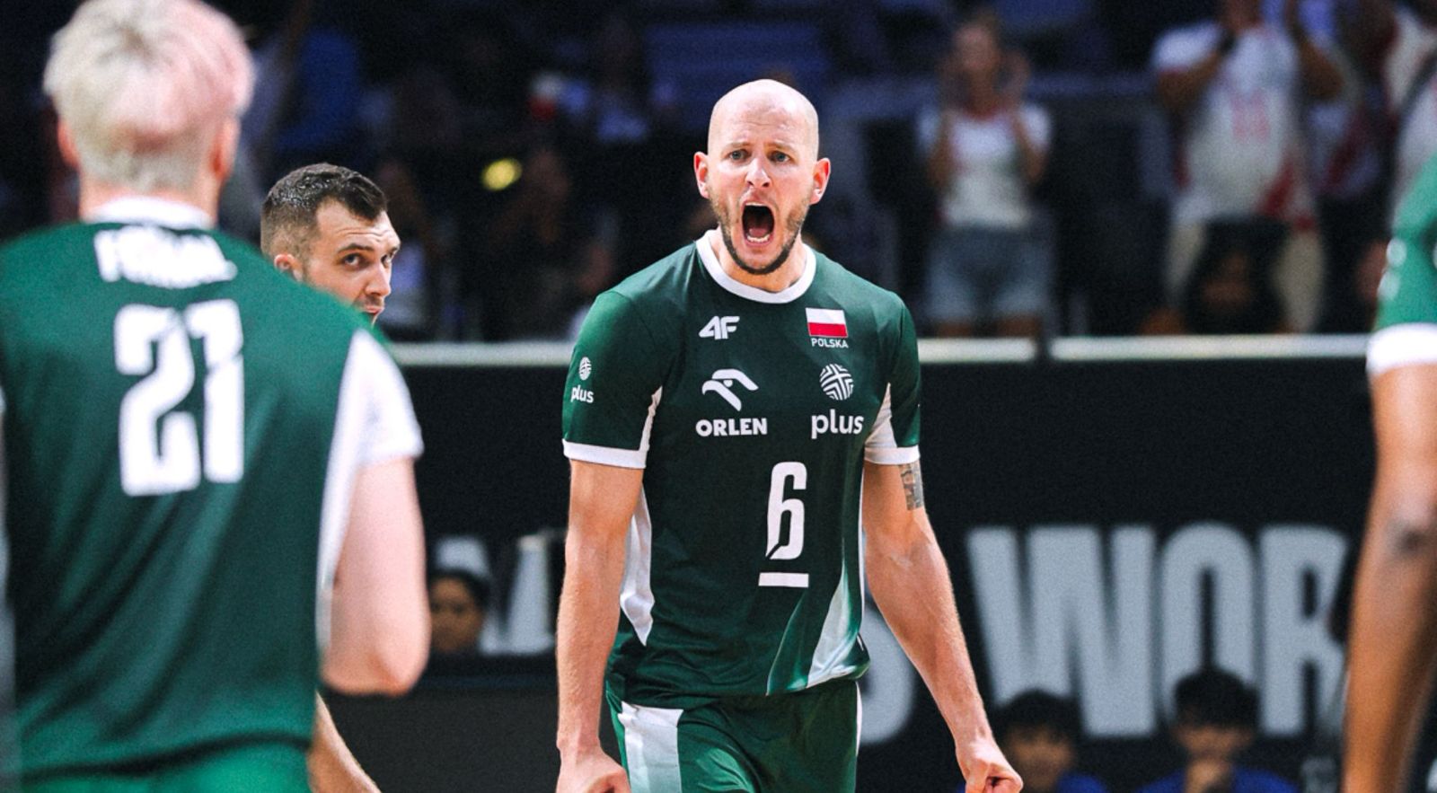 World No. 1 Poland sweeps Pool B with comeback win over Dutch