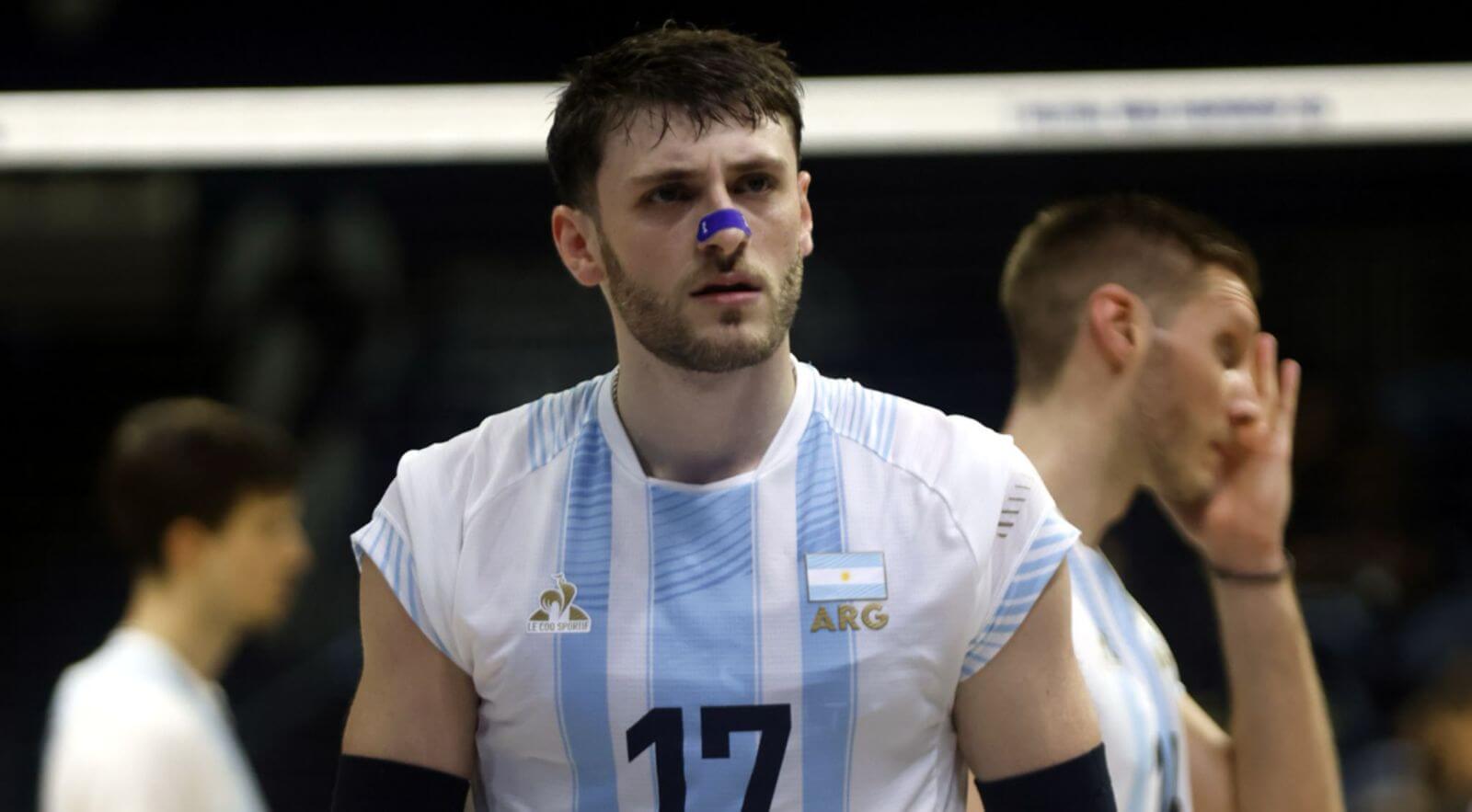 Down goes Olympic king as Argentina boots out France