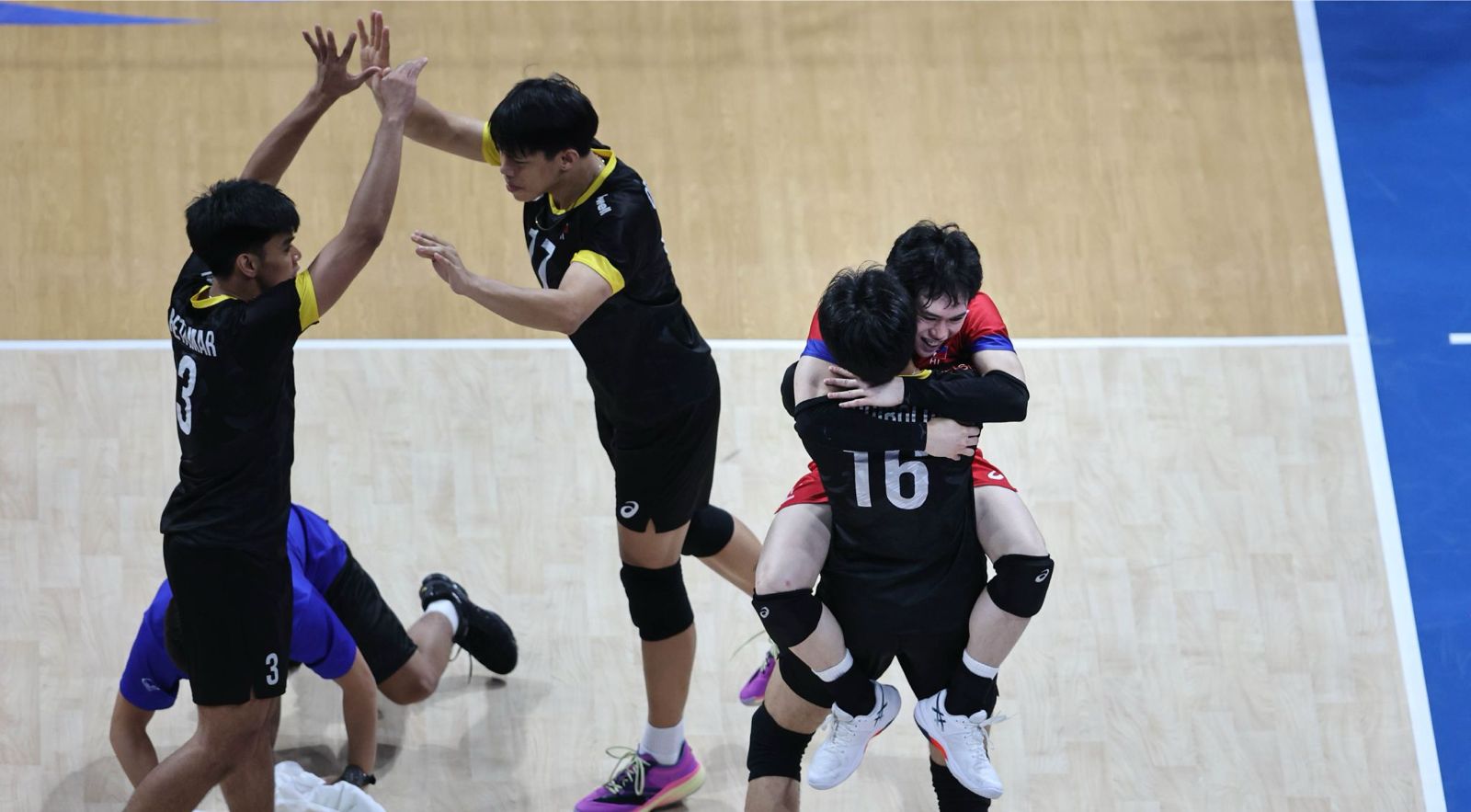 ‘They rock’: FIVB head Azevedo lauds Alas Pilipinas in World Championship