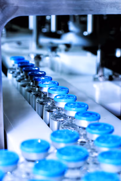 Améliorez la qualité pharmaceutique grâce à l'IA en annotant les chaînes de fabrication. Découvrez comment cette technologie révolutionne l'assurance qualité