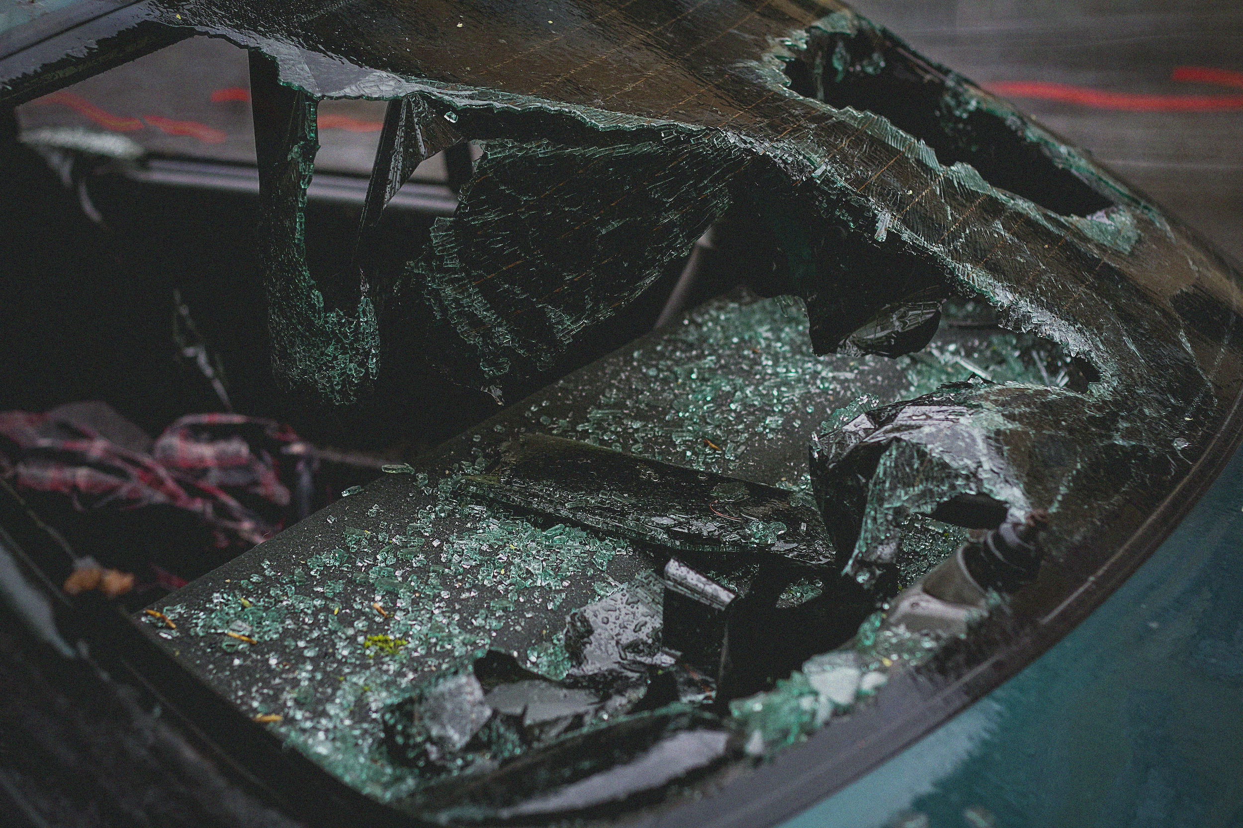 Discover how annotating vehicle accident images transforms automated insurance claims. Learn best practices, real-world applications, and how insurers are using AI to accelerate and improve claims processing.