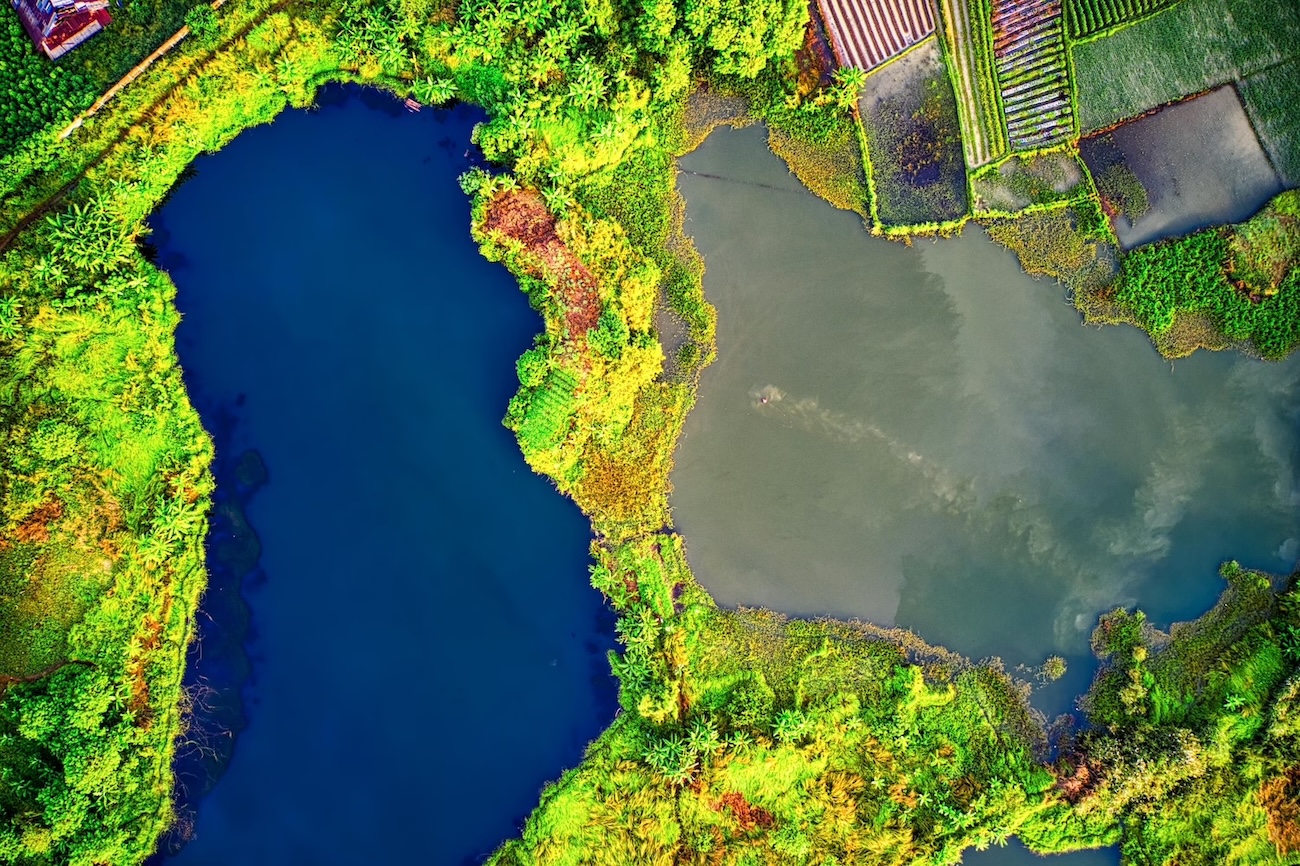 Illustration of AI data labeling for geospatial and mapping applications