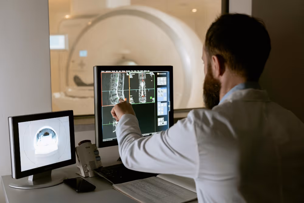A comprehensive guide to organ, tissue and tumor segmentation in medical imaging, with clinical insights and best practices.