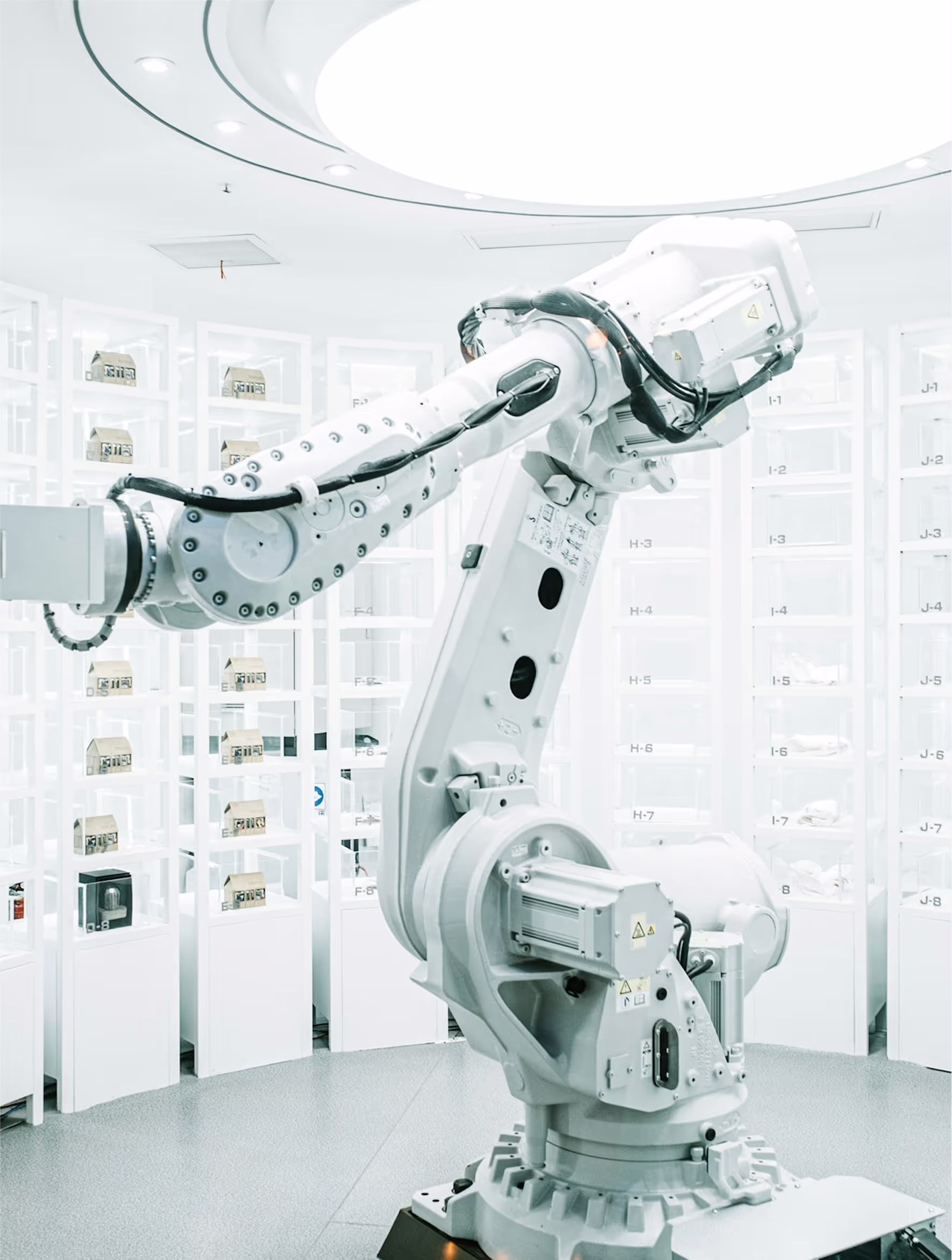 Illustration of AI data labeling for retail and in store analytics