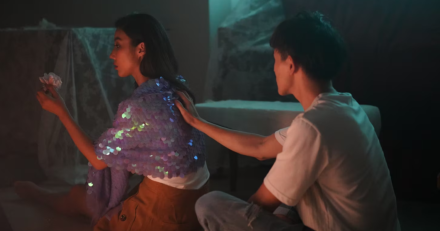 Sorrowful Light in Hand