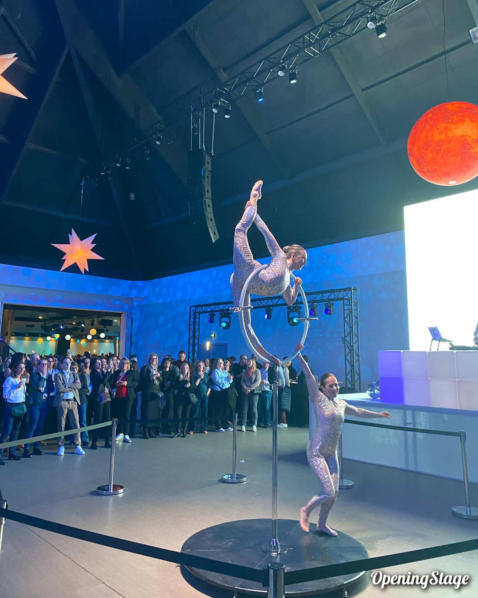 Nos danseuses semi-aériennes pour une soirée d'entreprise à Port-Marly