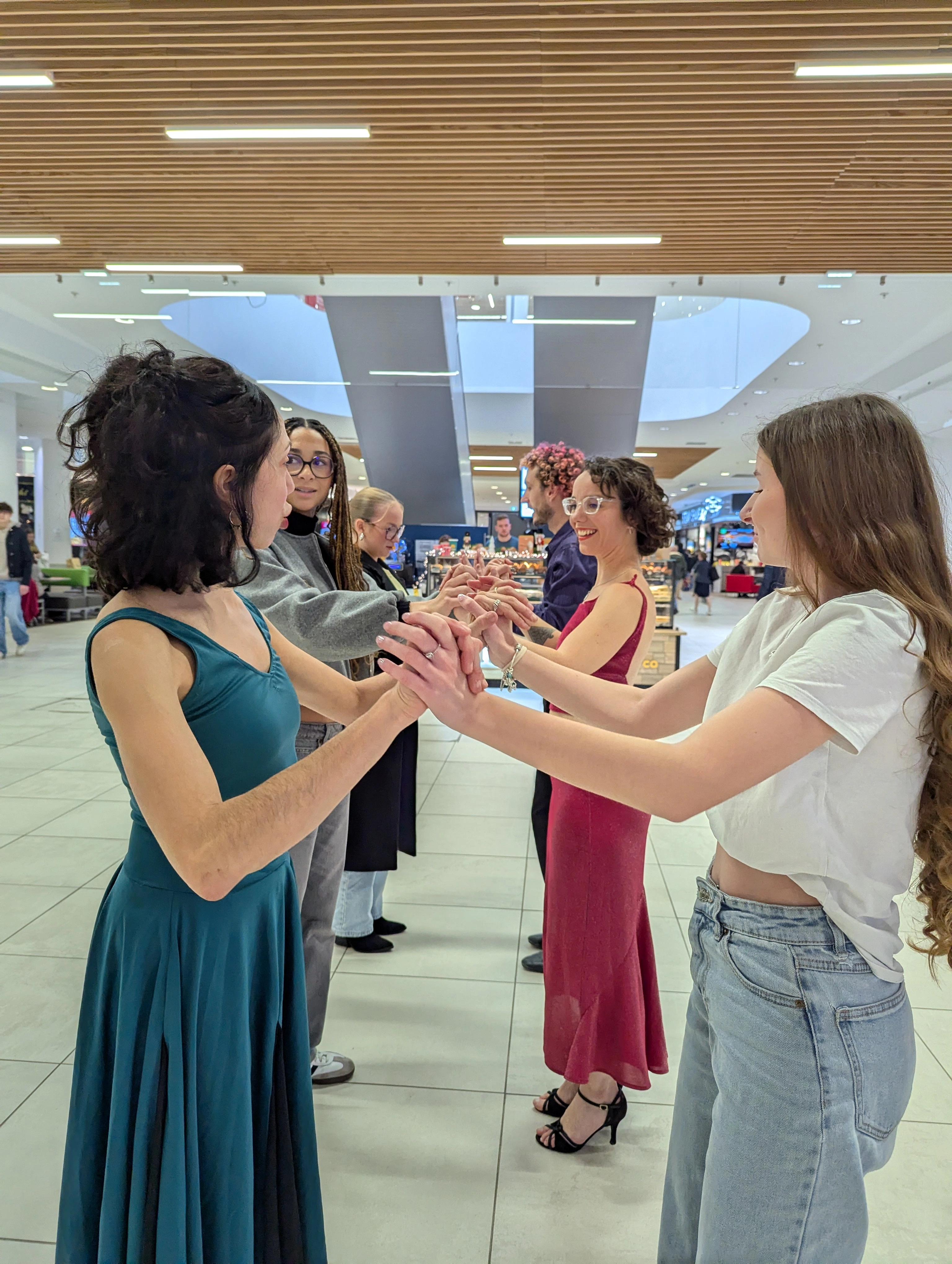 Nos shows & initiations de valse dans les centres Carrefour