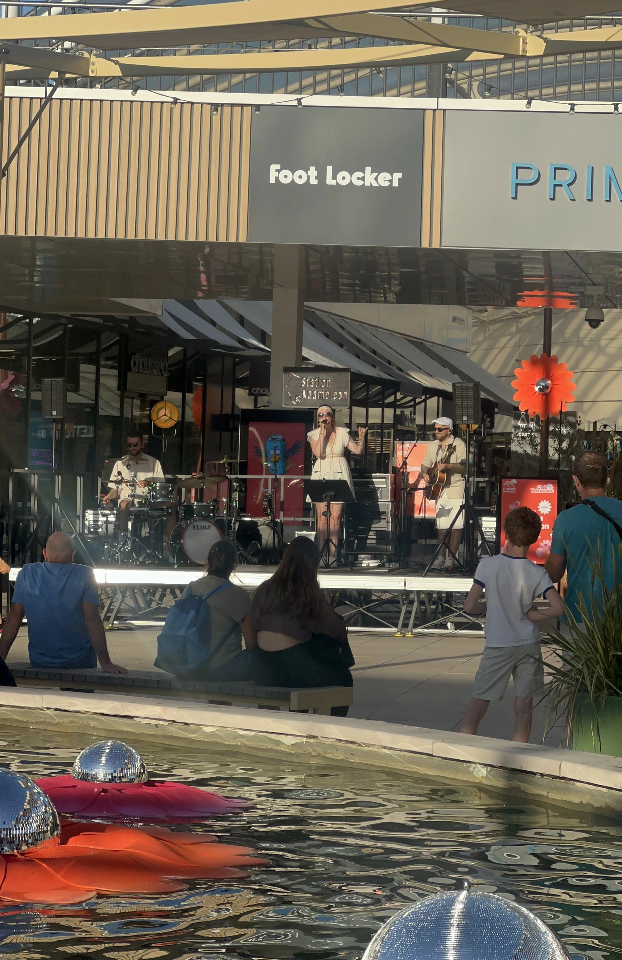 Notre groupe pop en concert à l'Heure Tranquille à Tours pour le Club Terrasses