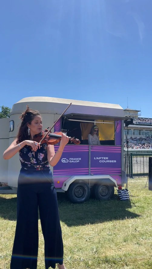 Notre violoniste et notre DJ pour le Prix de Diane Longines