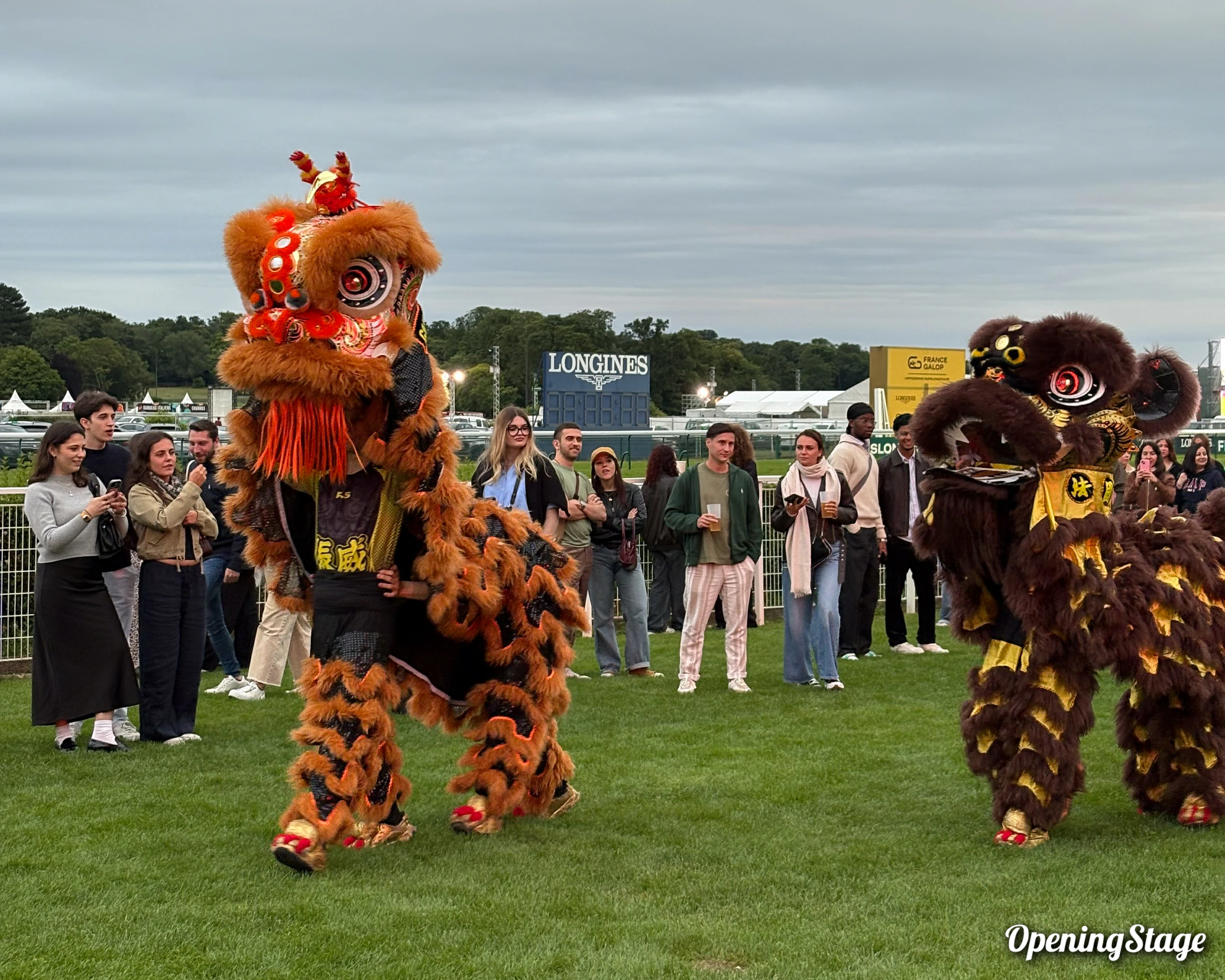 Nos danses du lion pour les jeuxdi by longchamp