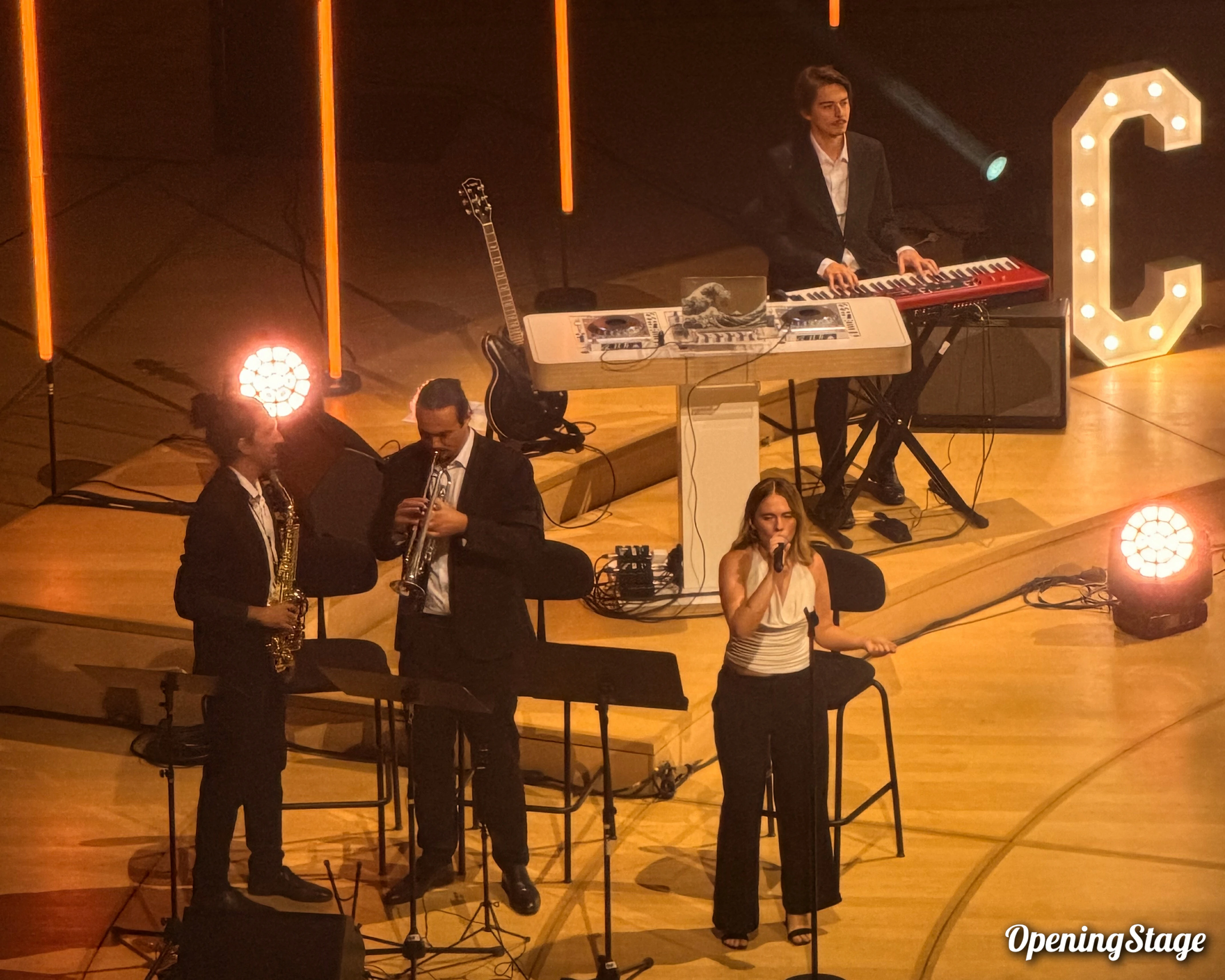 Notre groupe à la Seine Musicale pour la convention annuelle Comexposium