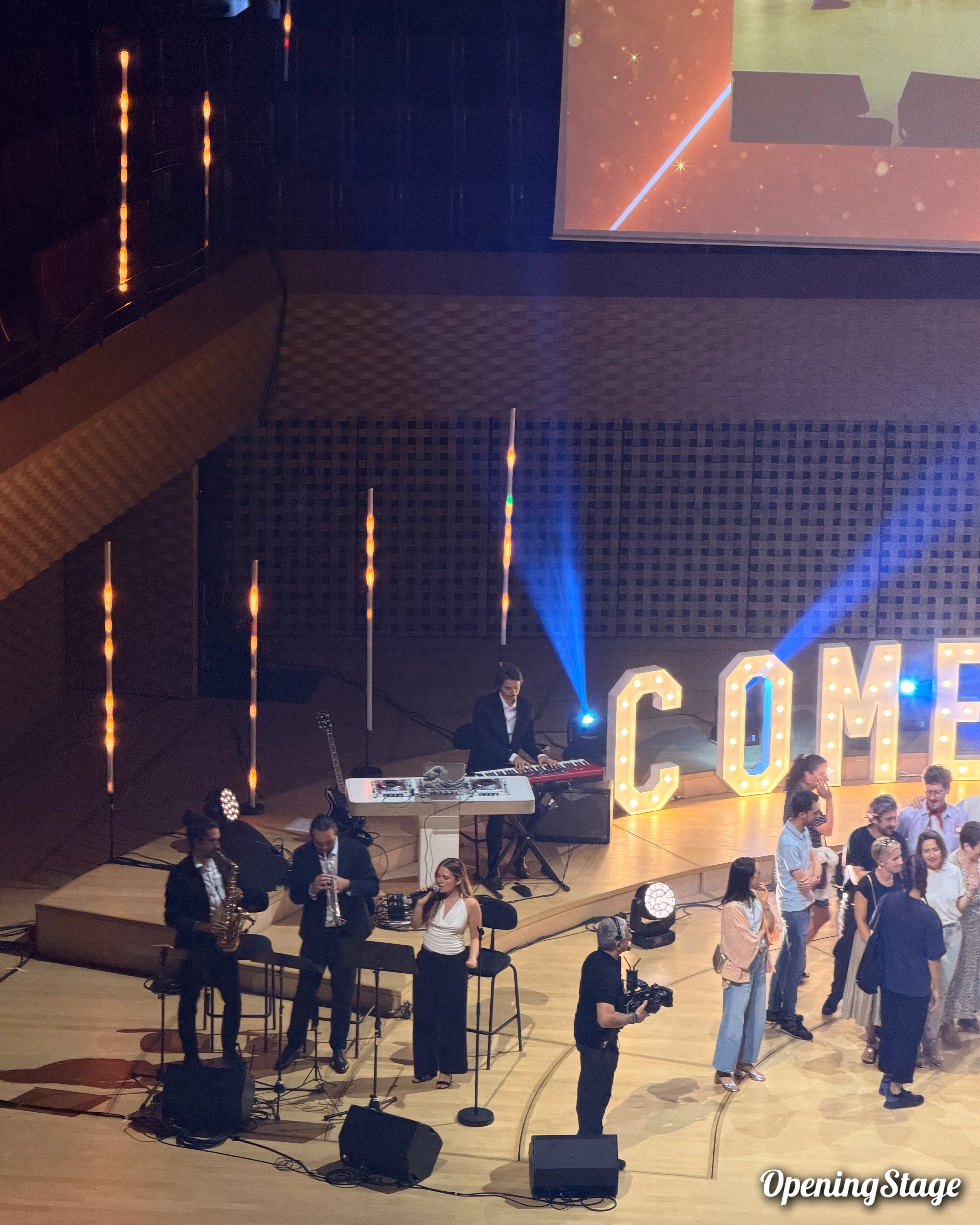 Notre groupe à la Seine Musicale pour la convention annuelle Comexposium