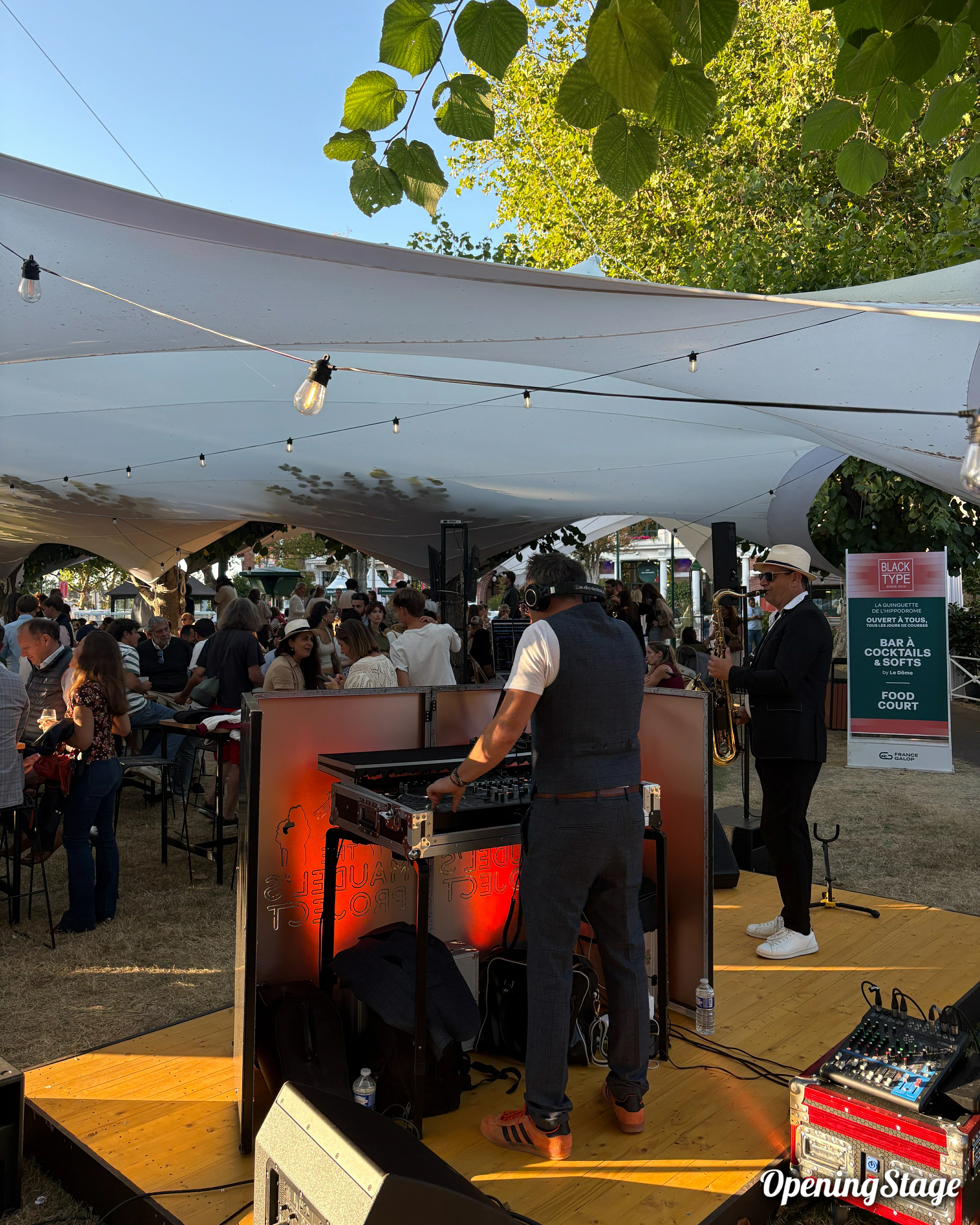Notre DJ et notre saxophoniste anime l'hippodrome de Deauville pour France Galop