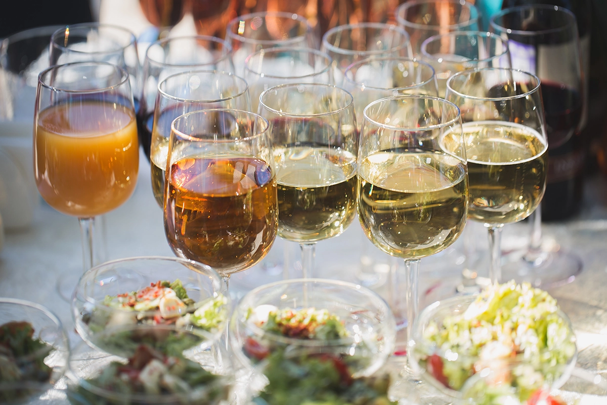 Spring catering food and beverage pairing with citrus salad and sparkling wine