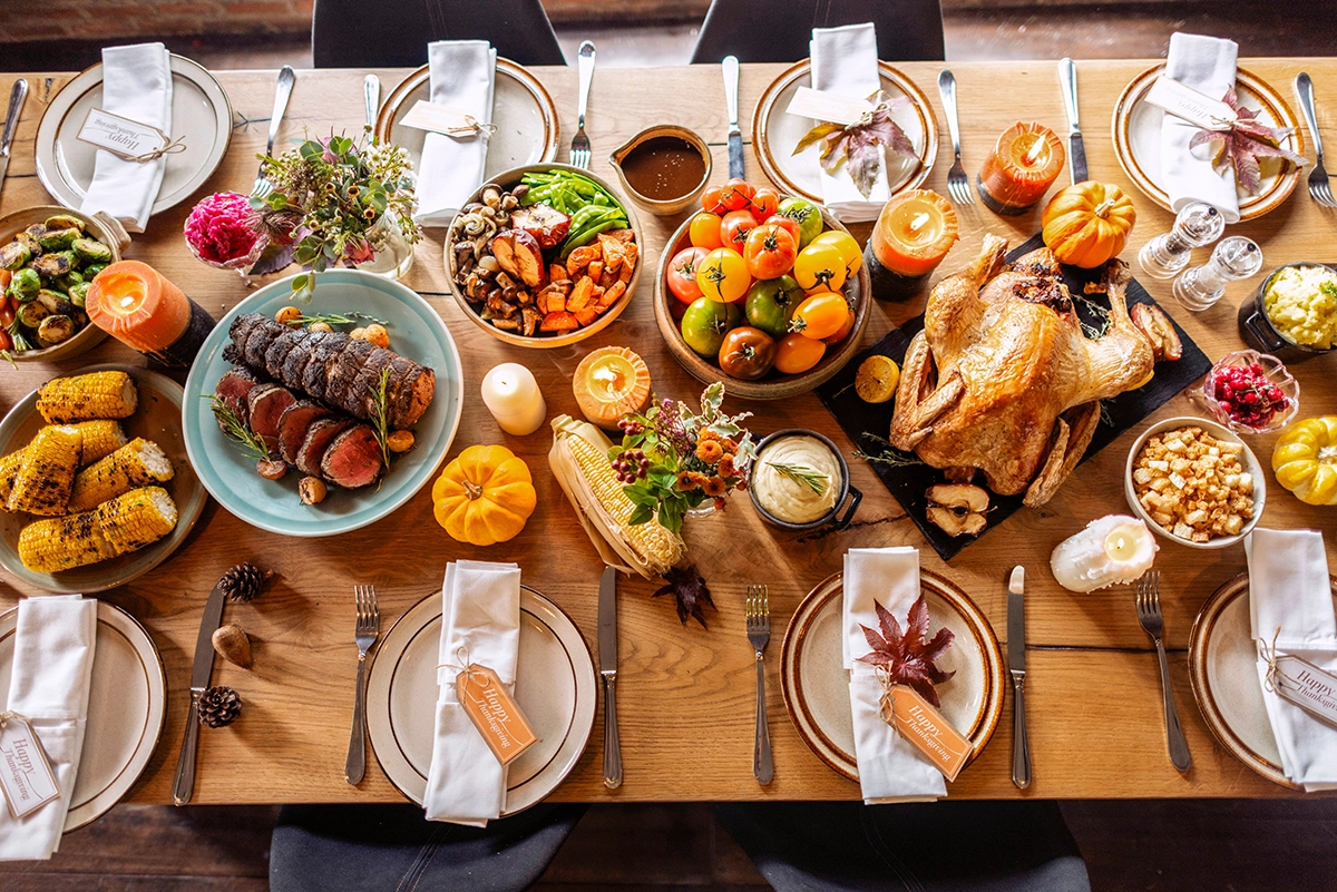 A beautiful Thanksgiving tablescape prepared by Scottsdale catering company.
