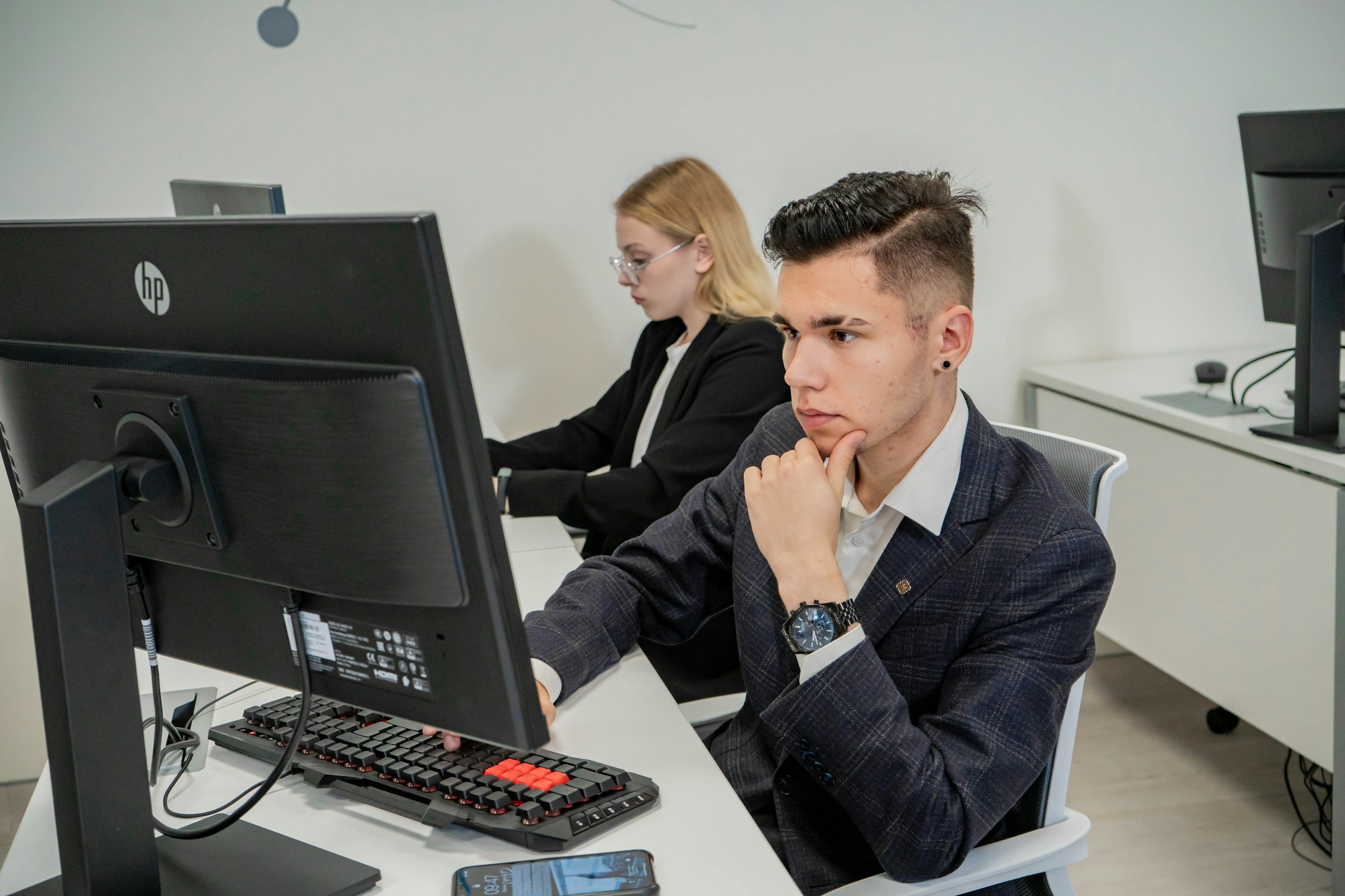 man thinking - What Is Prop Trading